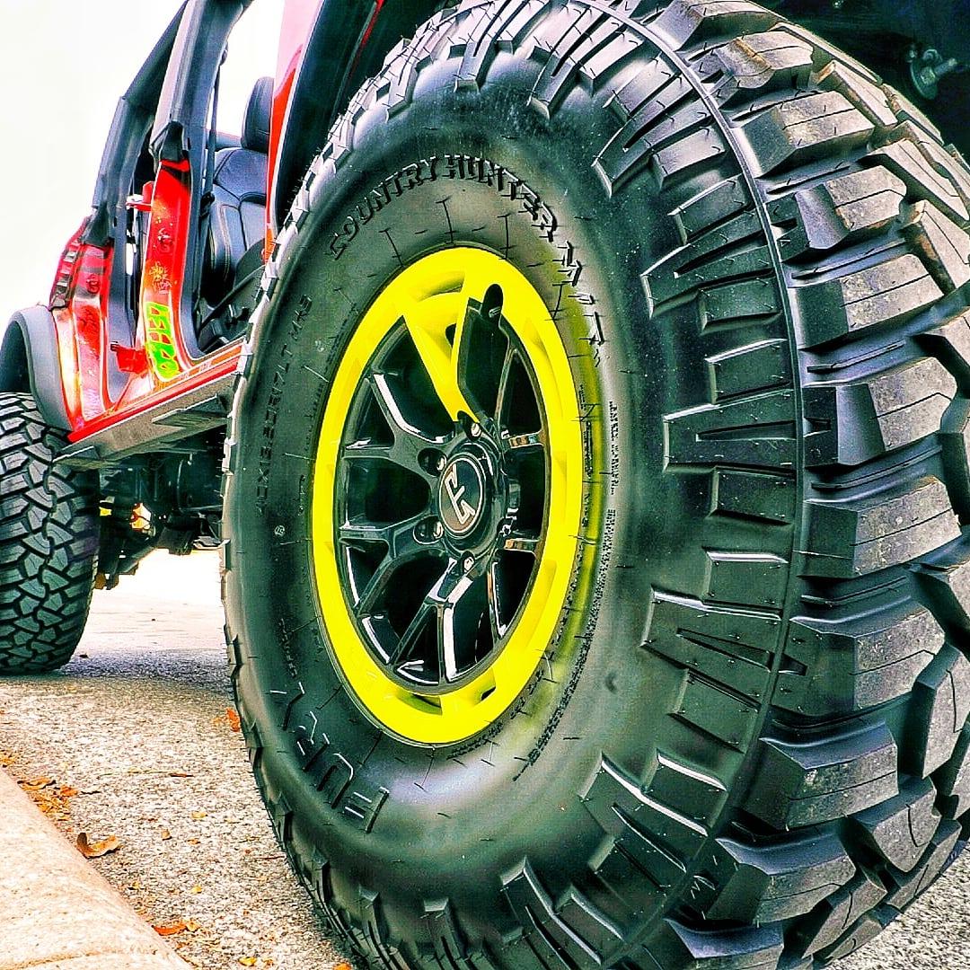 Ford Bronco Full coilovers on 40s IMG_20221026_104318_168