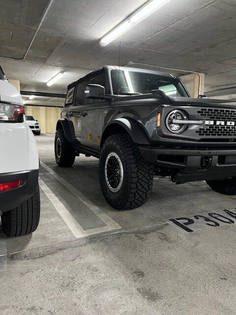 Ford Bronco Show us your installed wheel / tire upgrades here! (Pics) IMG_1953