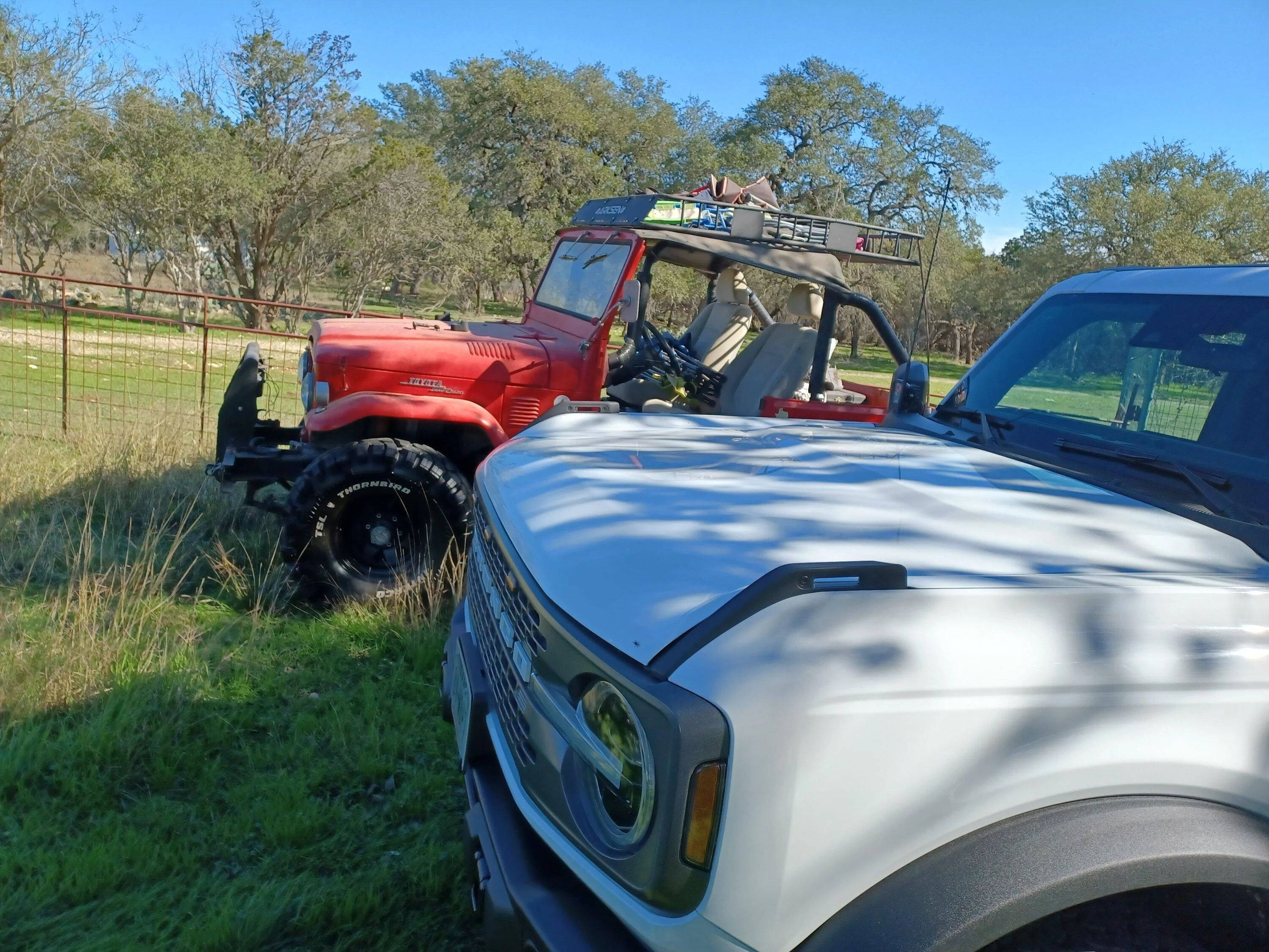Ford Bronco 22 Badlands vs FJ40 seebas_christmas_party_22_4
