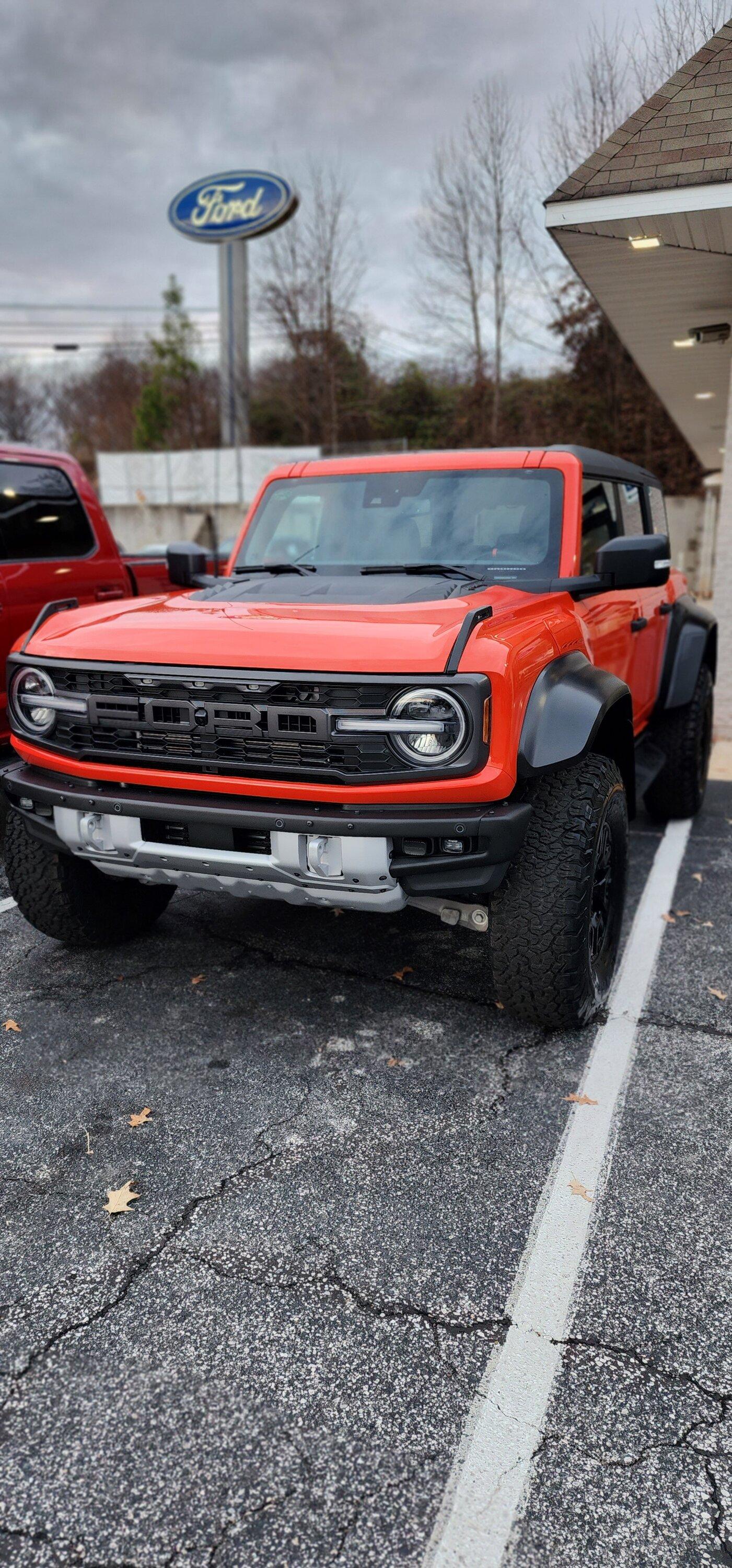 Ford Bronco CODE ORANGE Bronco RAPTOR Photos Thread 20221216_164018