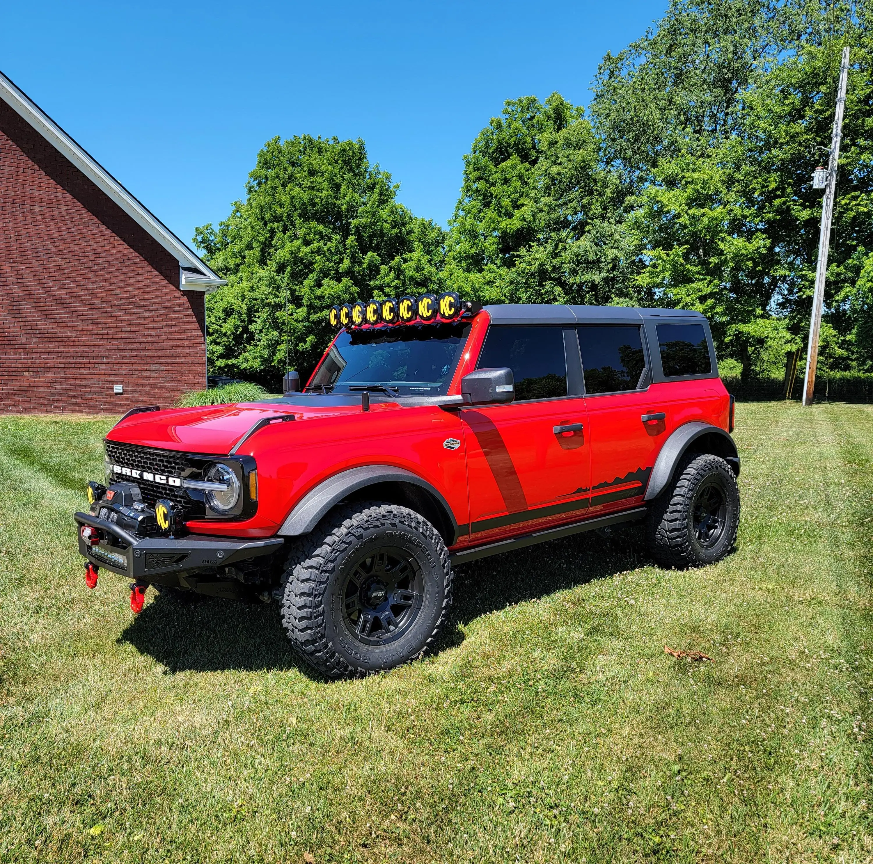 Ford Bronco Front window tinting 20220618_120222