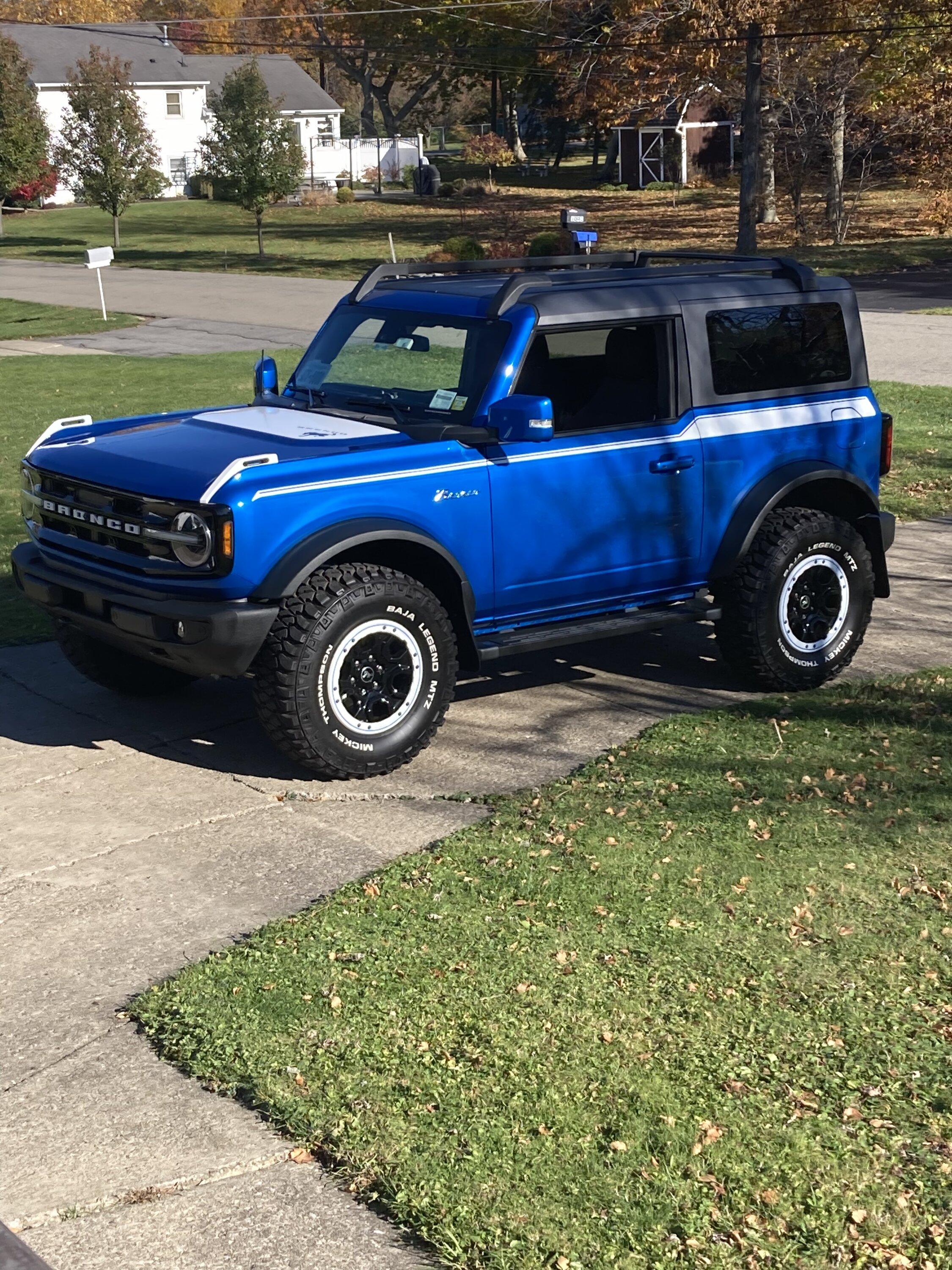 Ford Bronco Color-Matched Painted Interior Trim 6E7394B1-3F66-4BDD-BE5D-BB945B25E731