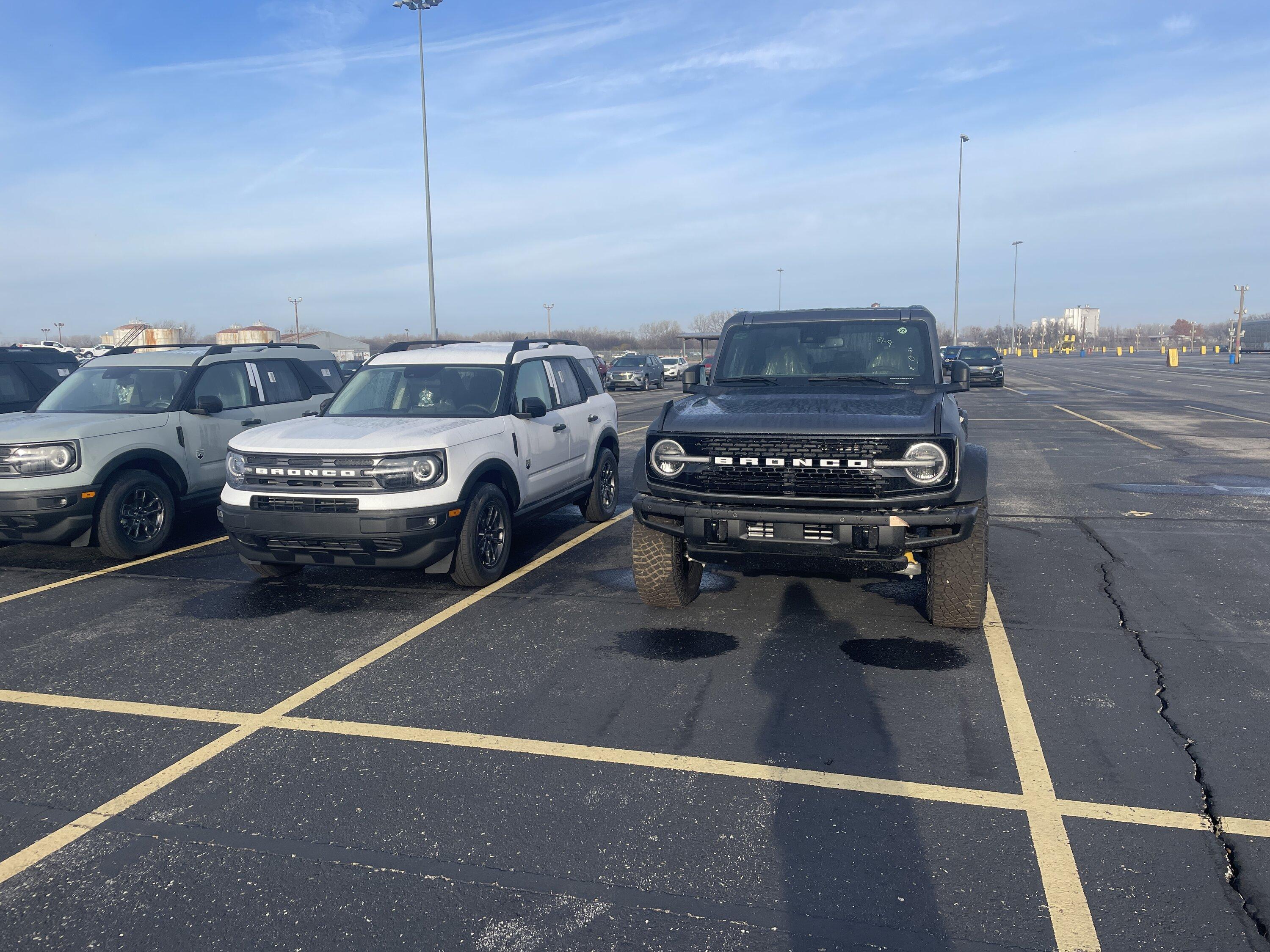Ford Bronco Railyard Shipping and Bronco Delays explained by a short line railroad conductor 8BD7A153-9103-40EB-A987-B19D62BAB849