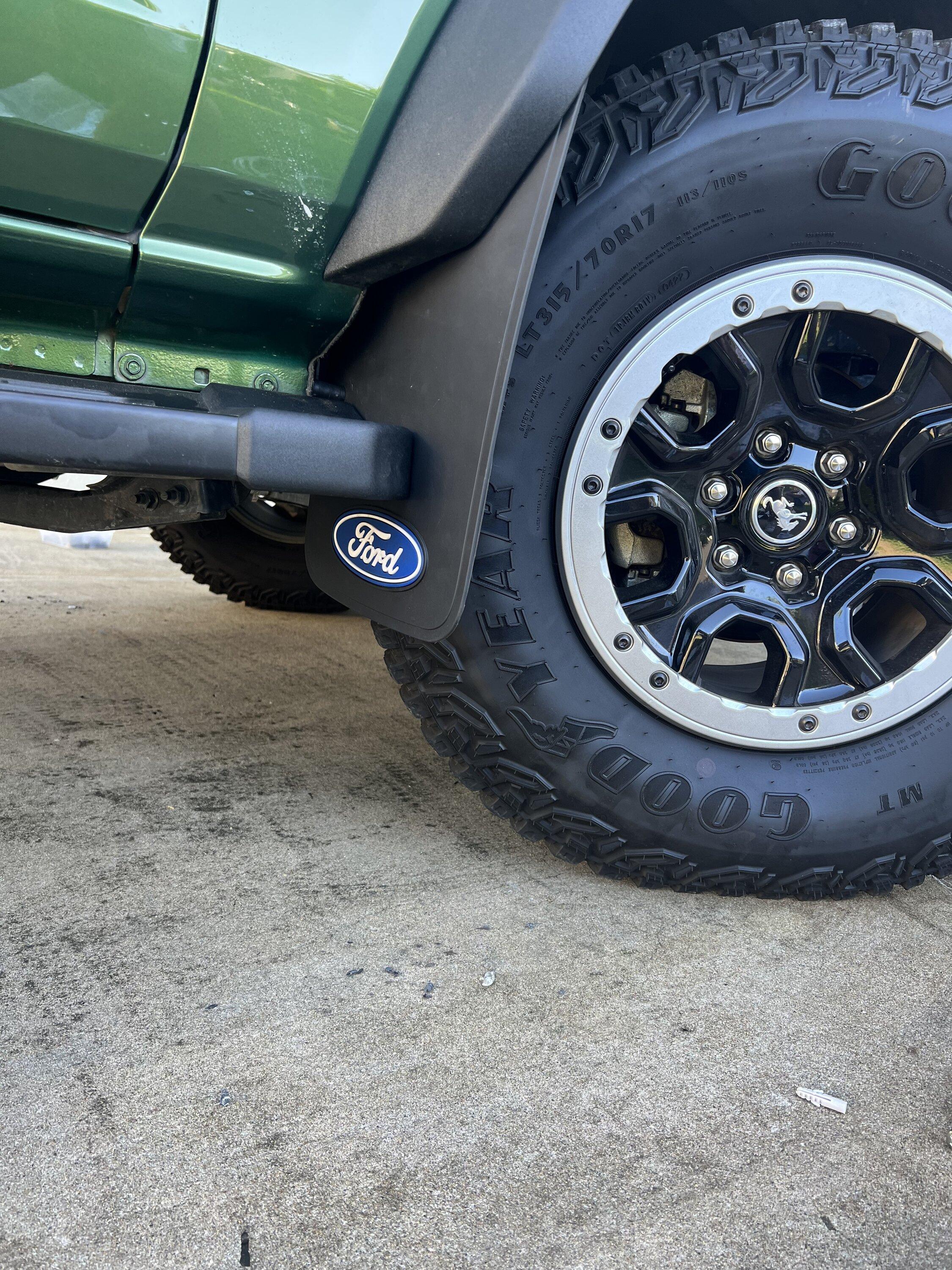 Ford Bronco Added mudflaps this weekend CA2690F7-AF7A-420E-B46C-1D6C8FB0619E