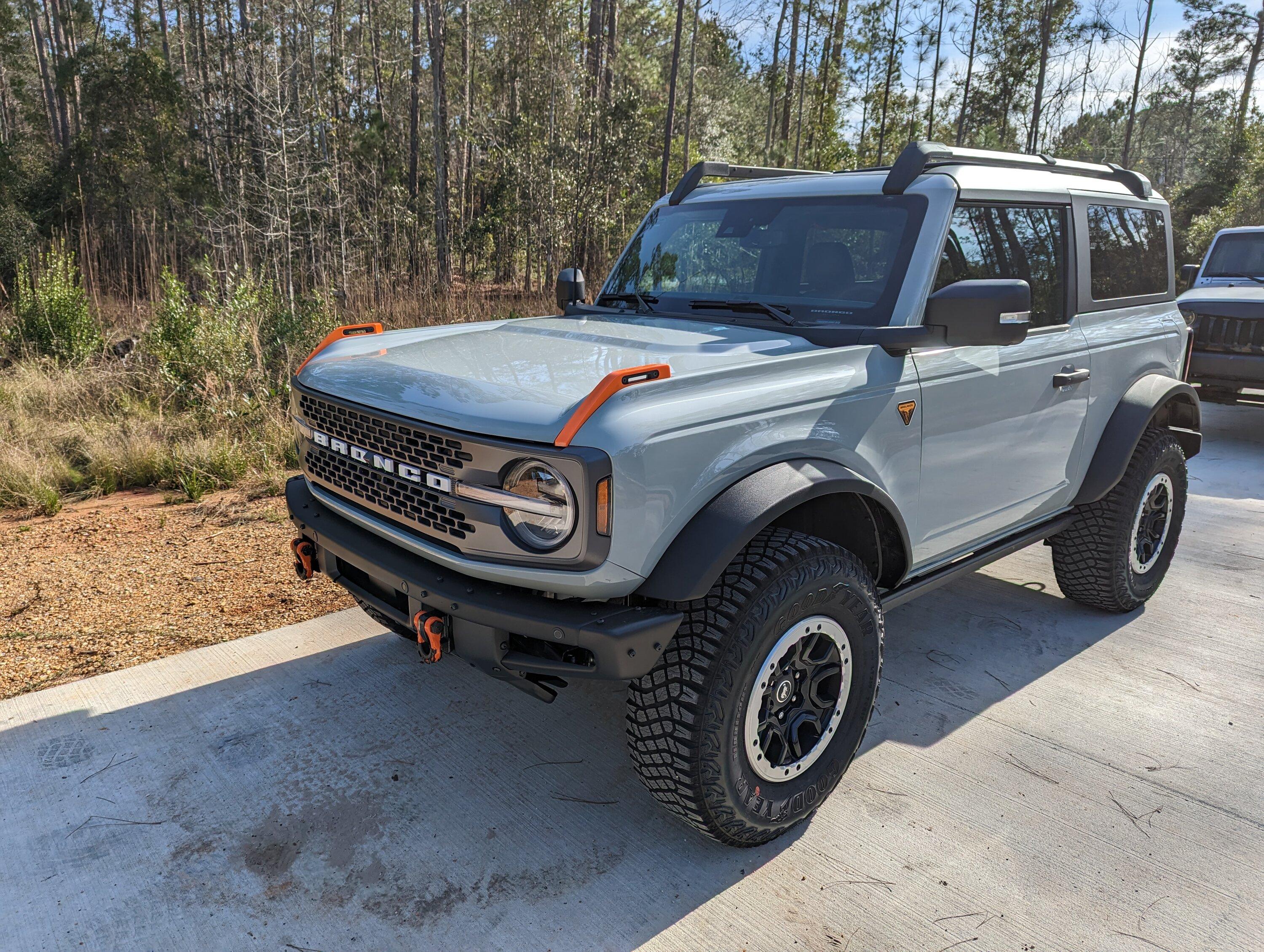 Ford Bronco CACTUS GRAY Bronco Club PXL_20221218_193220836