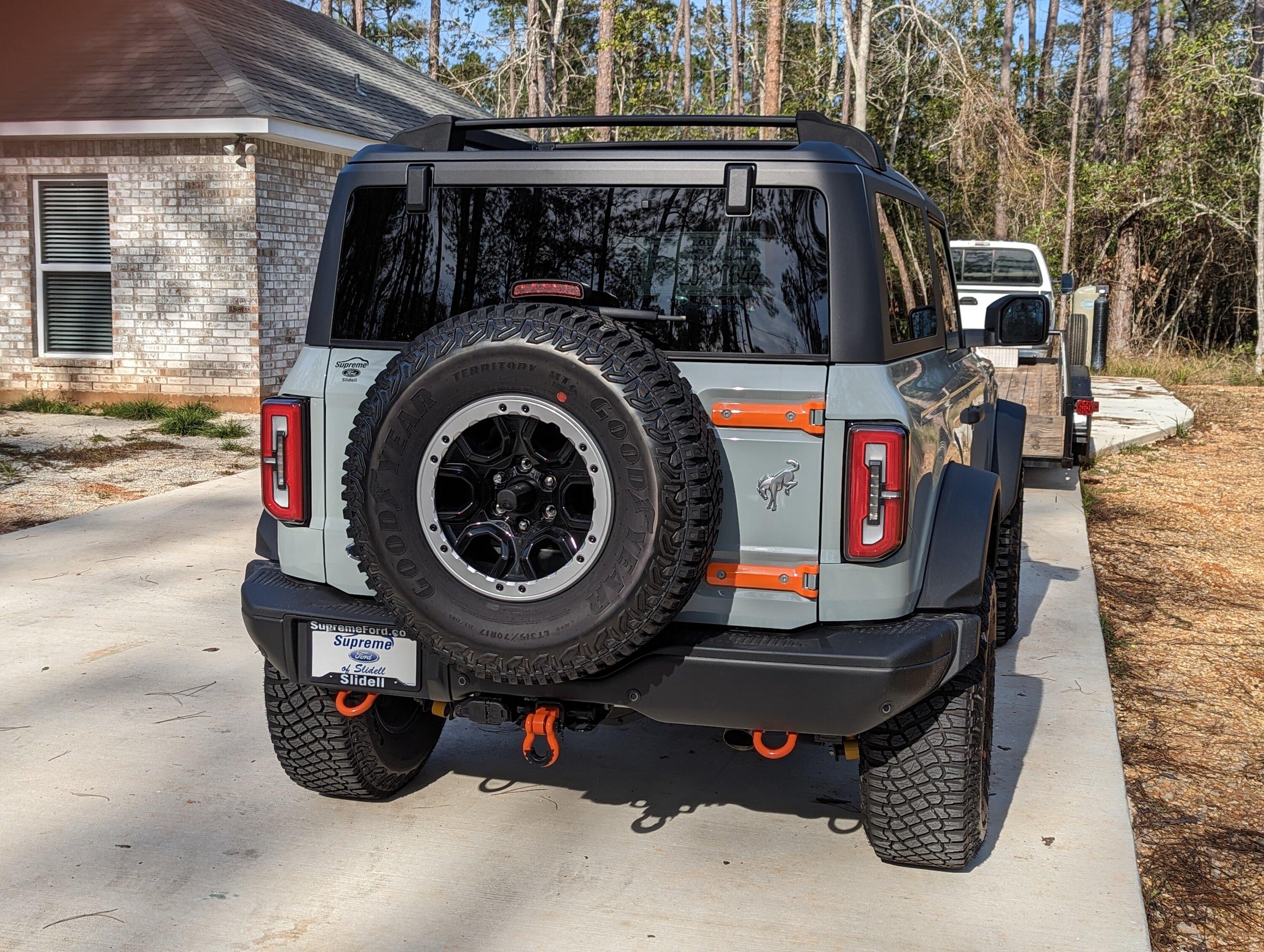 Ford Bronco CACTUS GRAY Bronco Club PXL_20221218_194737146