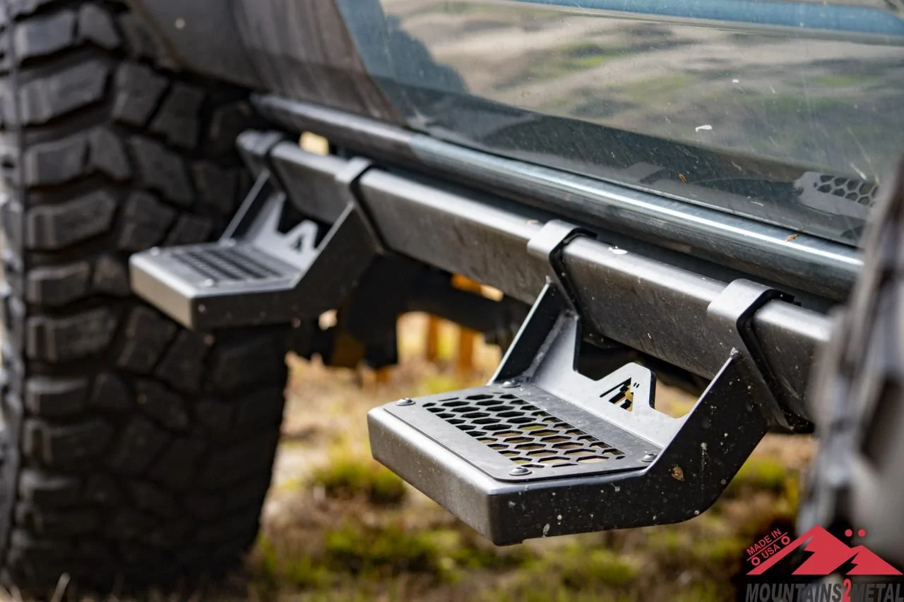 Ford Bronco Mountains2Metal Squatch Step (Pair) CMR_0990__02327.1671042896