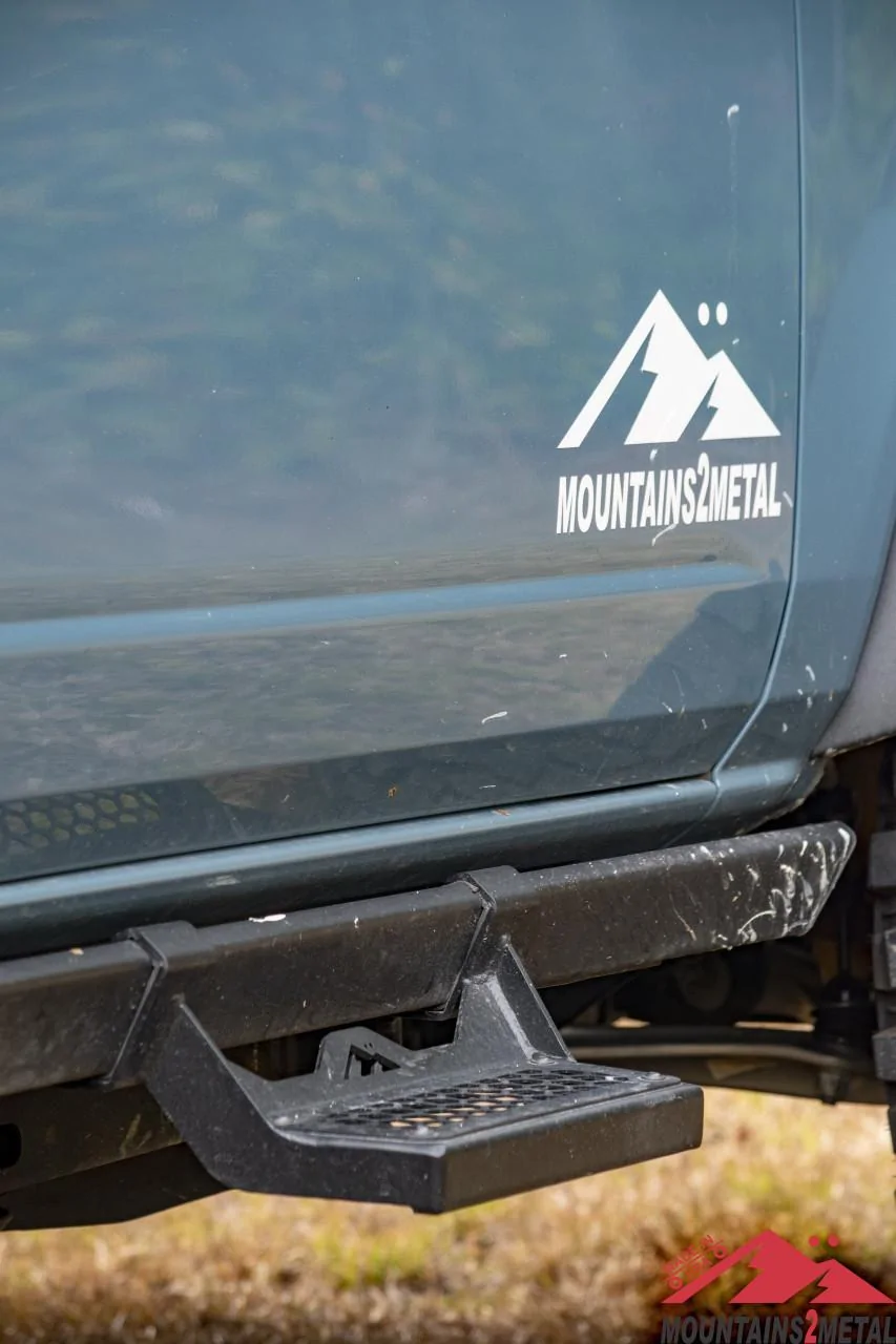 Ford Bronco Mountains2Metal Squatch Step (Pair) CMR_0992__16378.1671042886