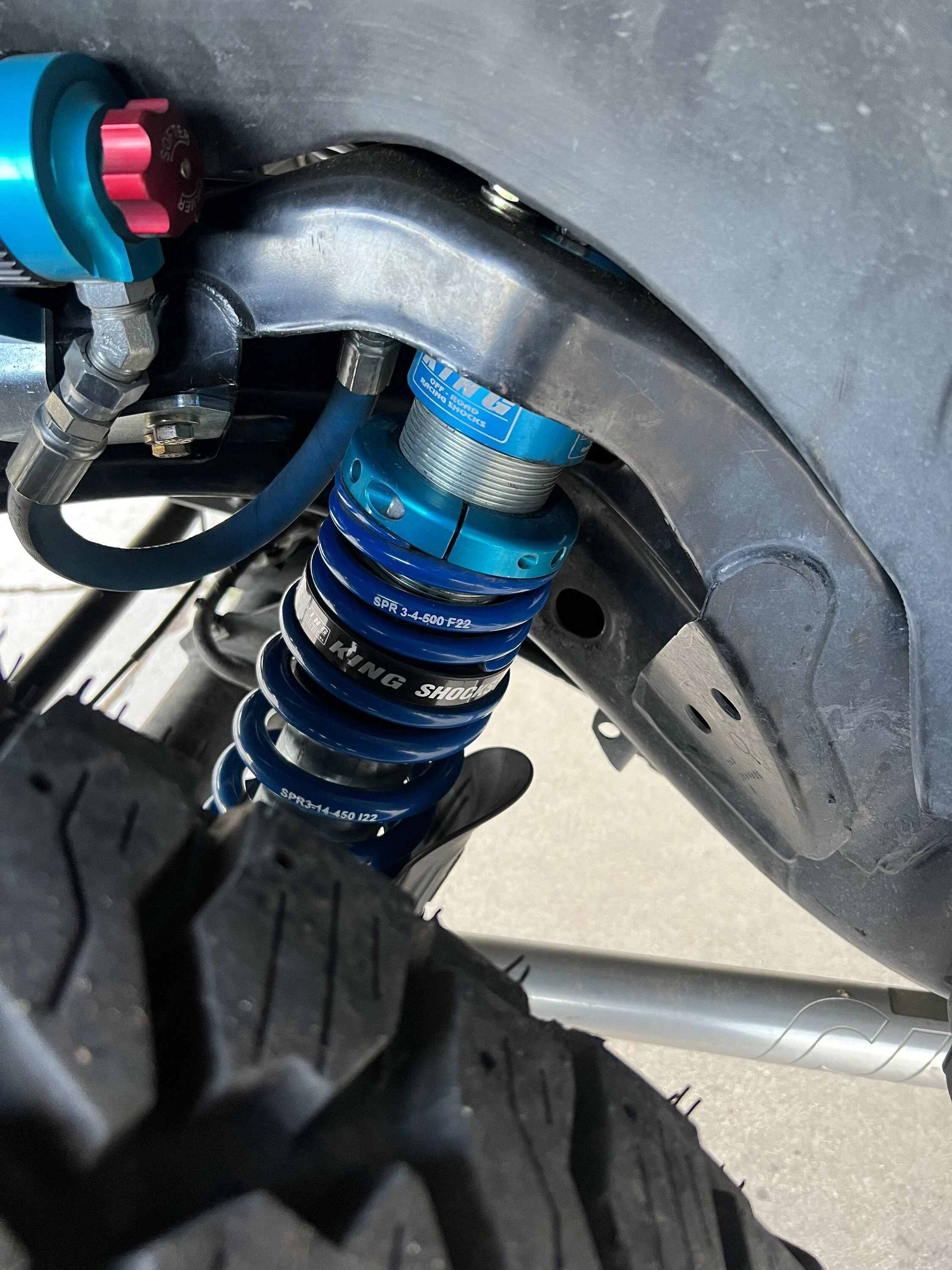 Ford Bronco Not sitting level after King shocks installed BF3C9D80-1651-49DC-AACD-E841A0C89739