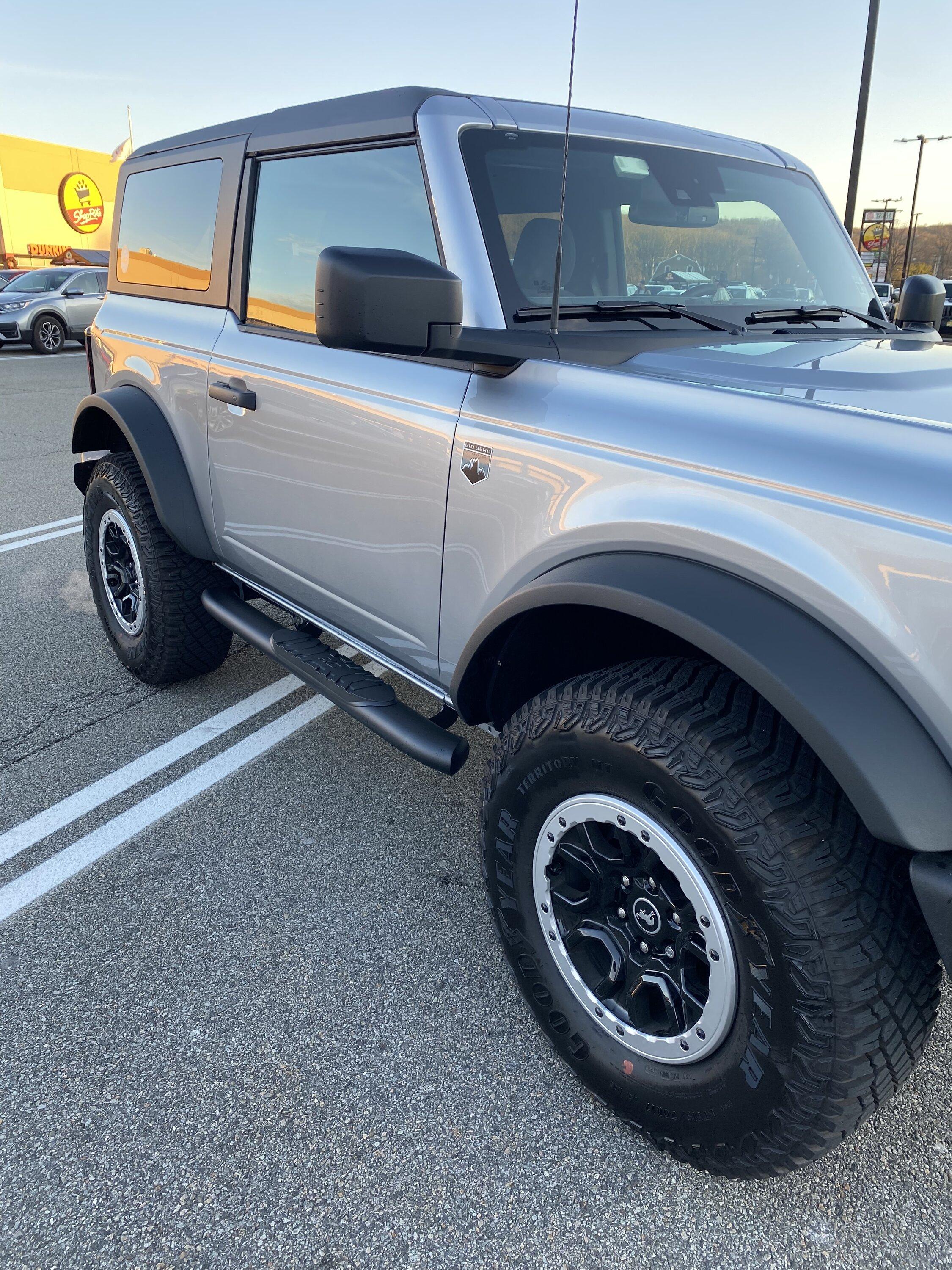 Ford Bronco 2-Door Side-Steps or Running Boards. 6DFE6489-8B40-4F65-8E6D-9388C3B5B719