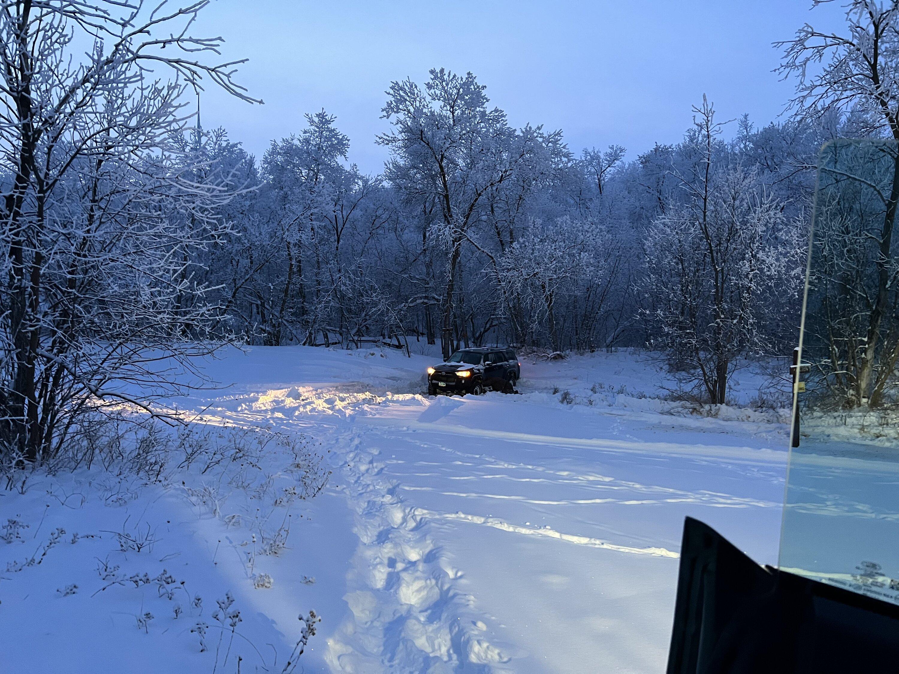 Ford Bronco Snow recovery - rescued 4Runner with Base Bronco 6B698B04-ABF4-425E-98A3-177B953D9C6E