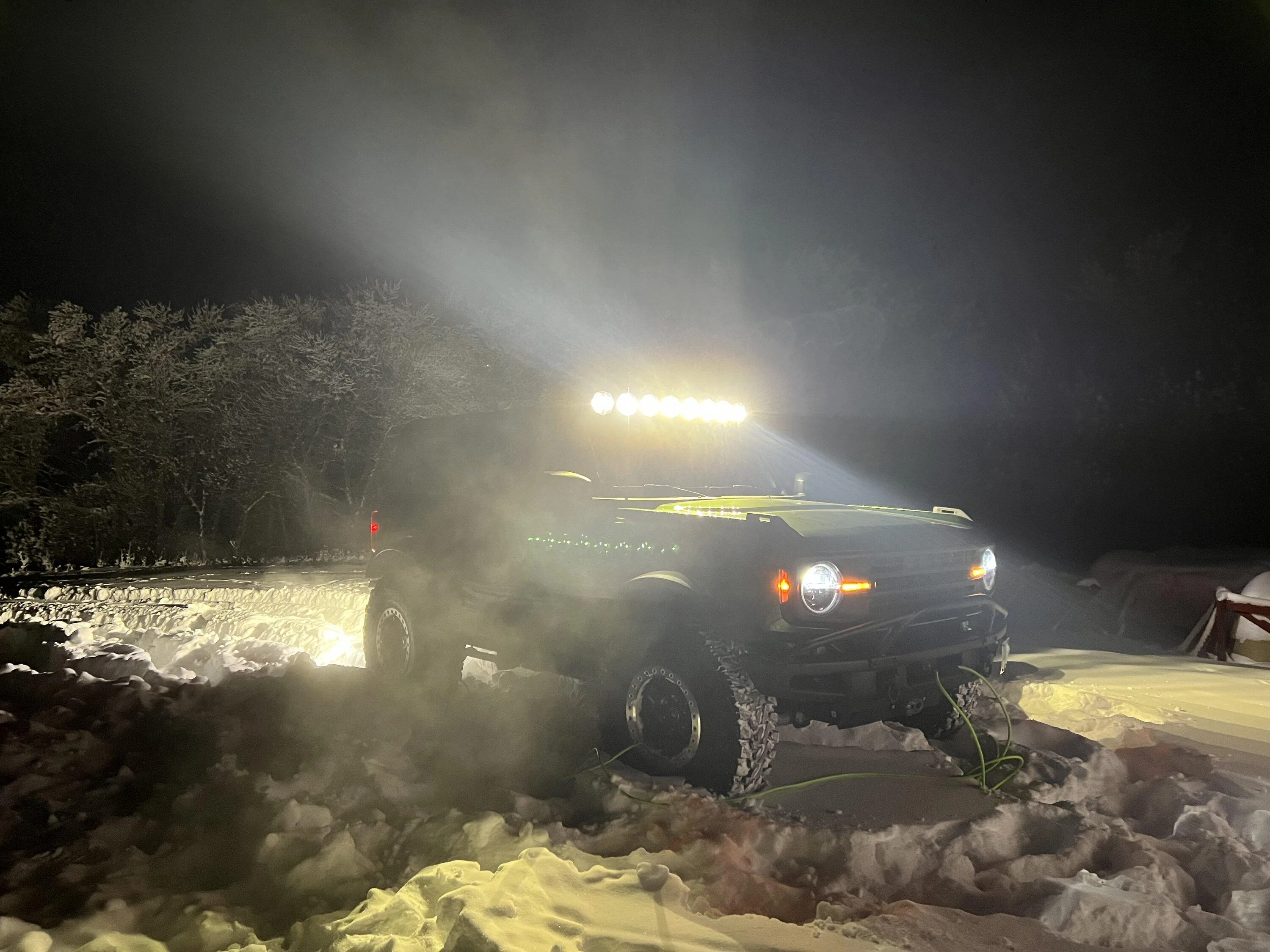 Ford Bronco Snow recovery - rescued 4Runner with Base Bronco 13ABA0A1-C405-464B-A042-73418825EE1E