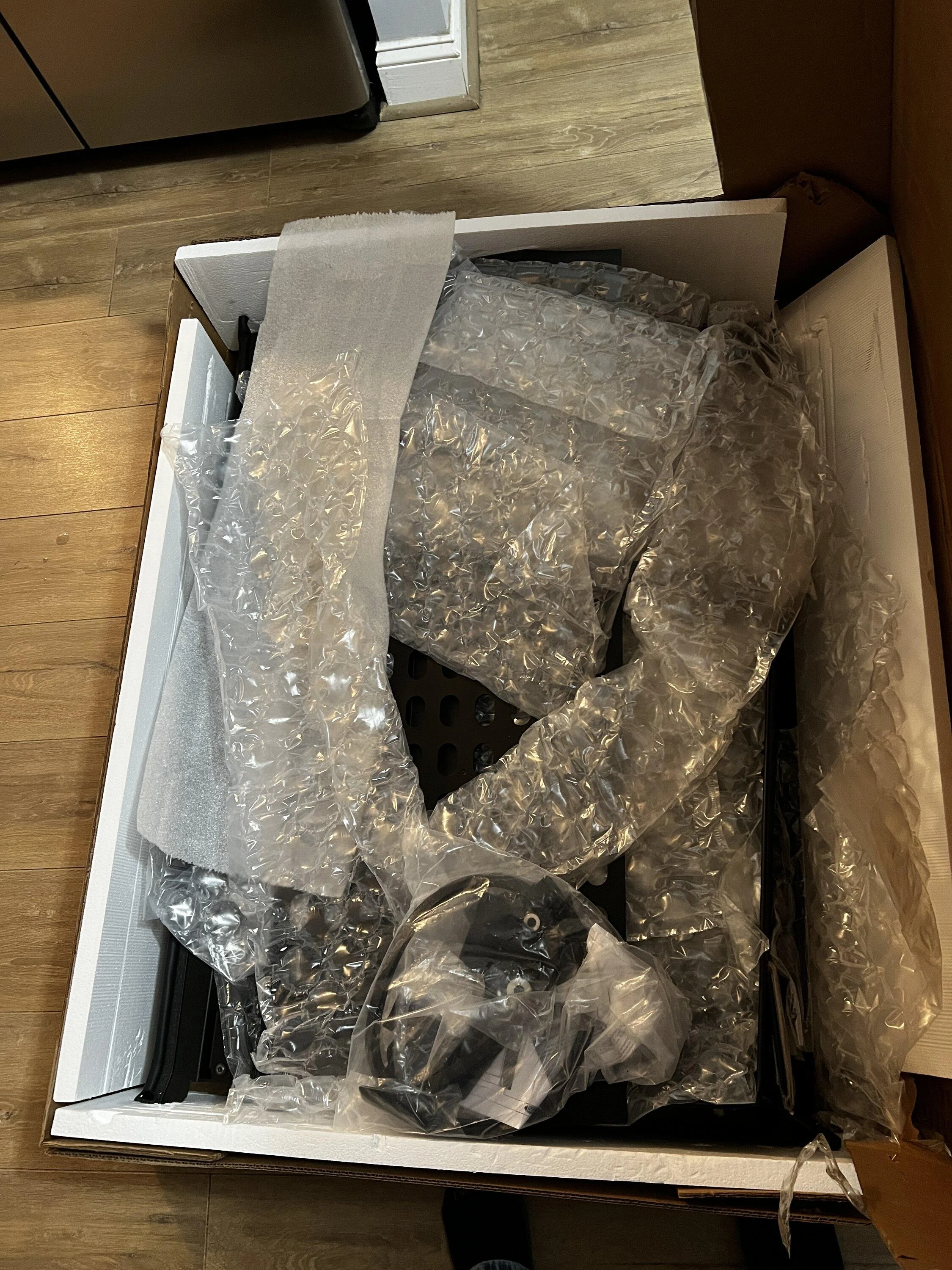 Ford Bronco RAISED LID CARGO AREA ENCLOSURE 785C1244-A9D3-4D81-A4A3-9FE3BBCDC012