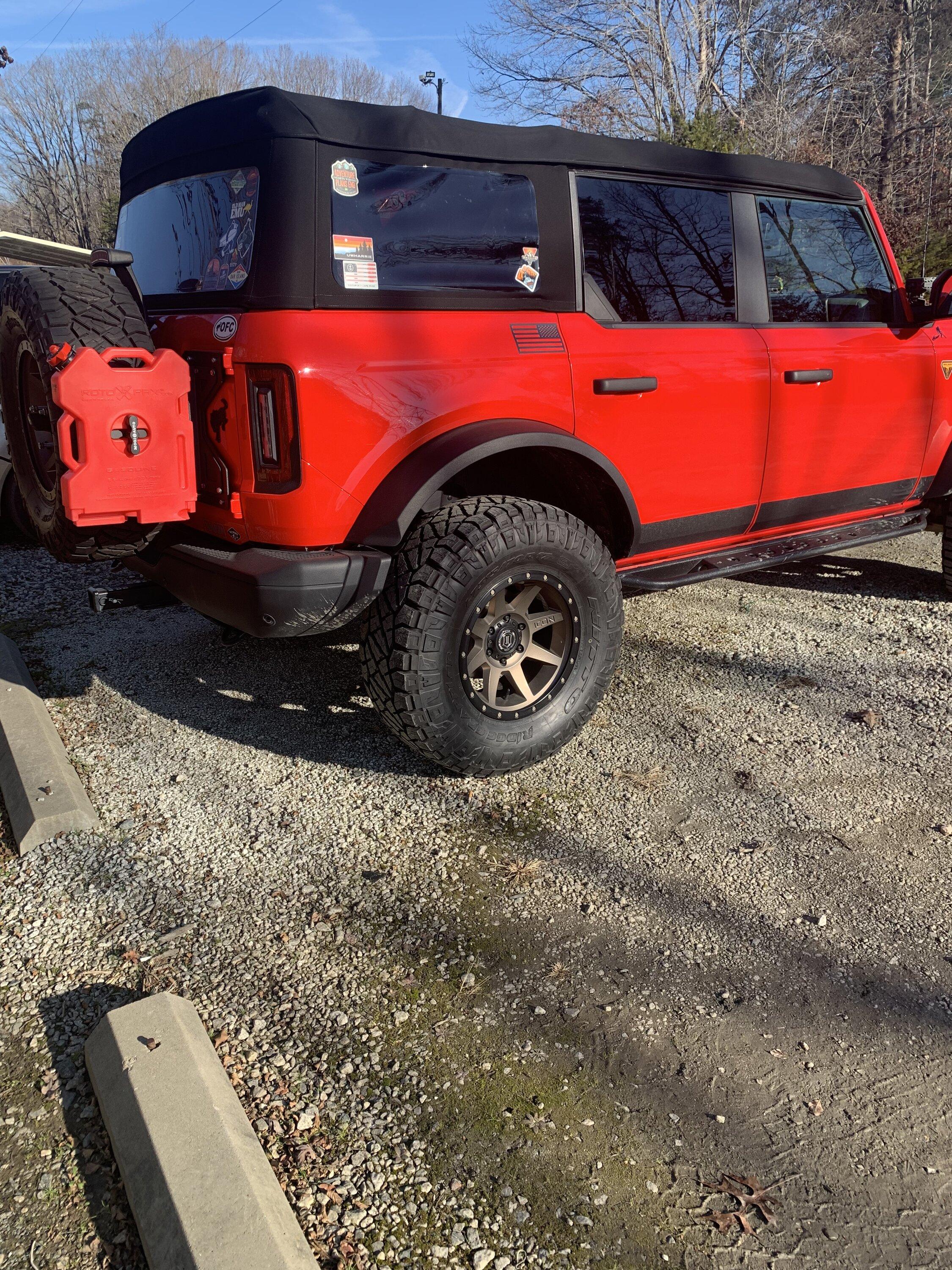 Ford Bronco Show us your installed wheel / tire upgrades here! (Pics) D0477C7A-DB20-4AAD-BB31-F0B601F9EB0C