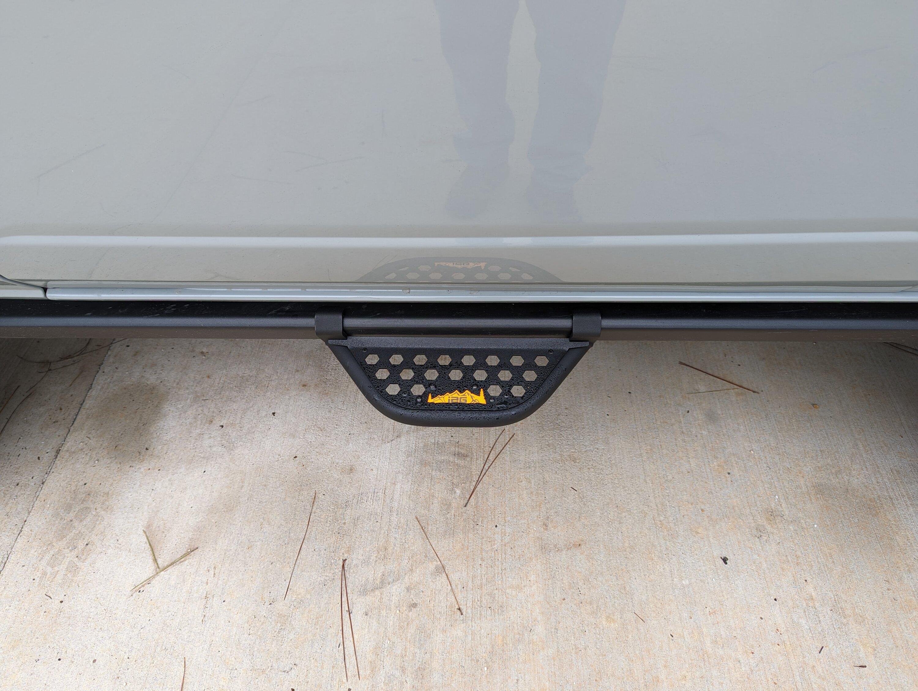 Ford Bronco IAG side steps installed. PXL_20221222_154240910