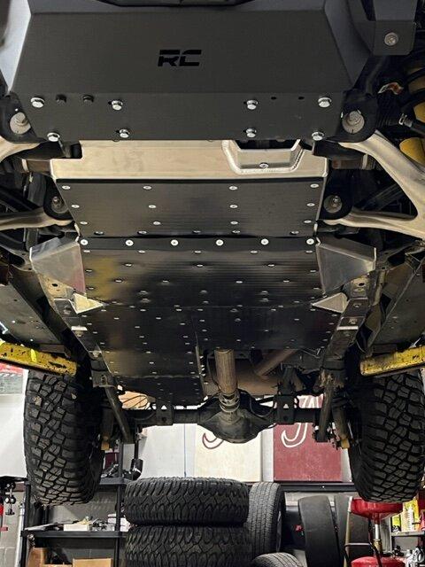 Ford Bronco 38x13.5r17 Patagonia M/T Sasquatch Badlands 2in Lift/Build Thread Round 2 IMG_1372