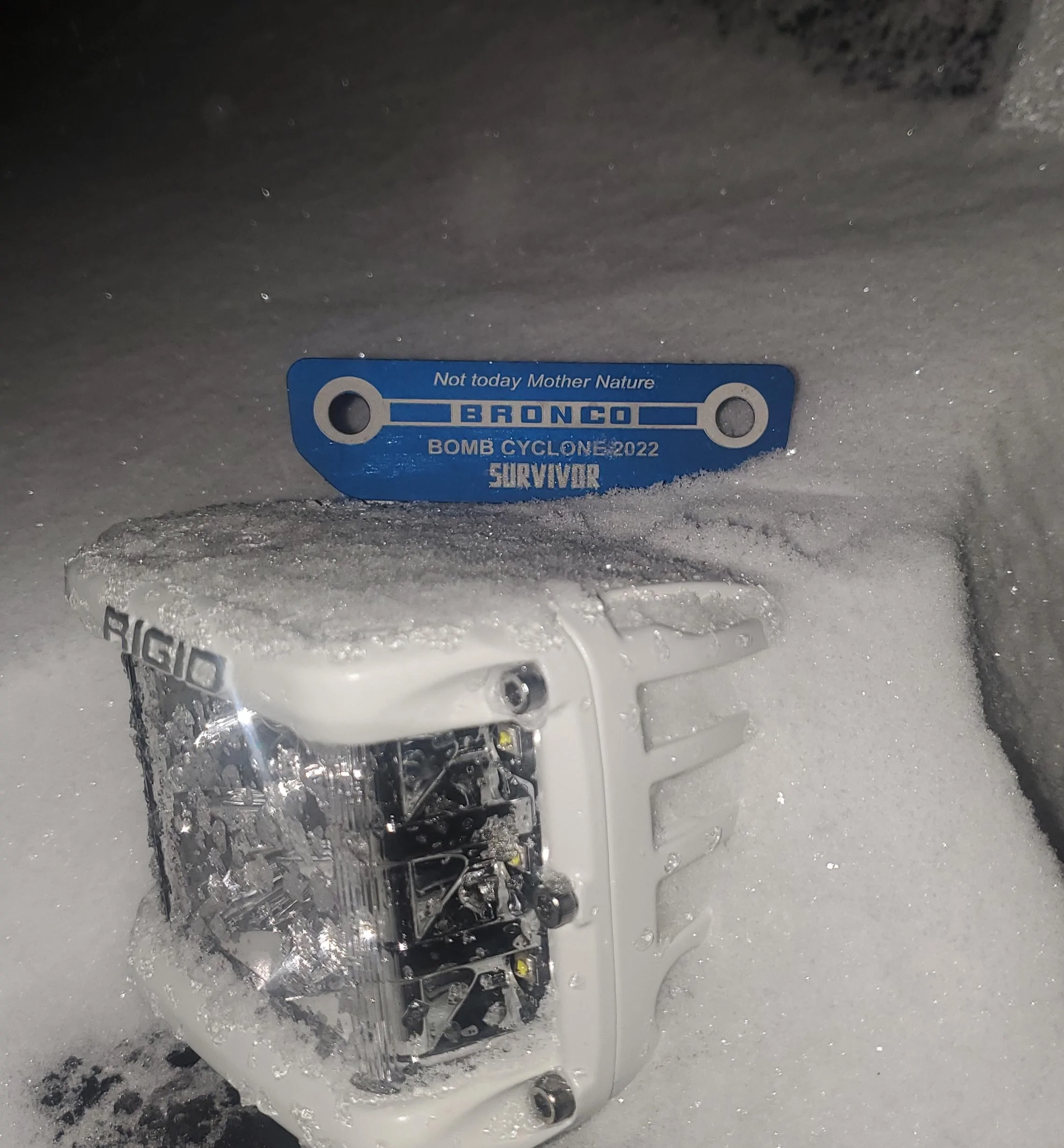 Ford Bronco Post your Bomb Cyclone mega snow storm Bronco pics 🌨️ 🌬️ 20221223_041328