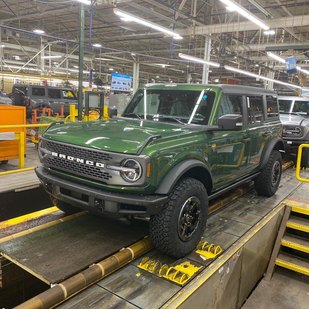 Ford Bronco ERUPTION GREEN Bronco Club Bronco
