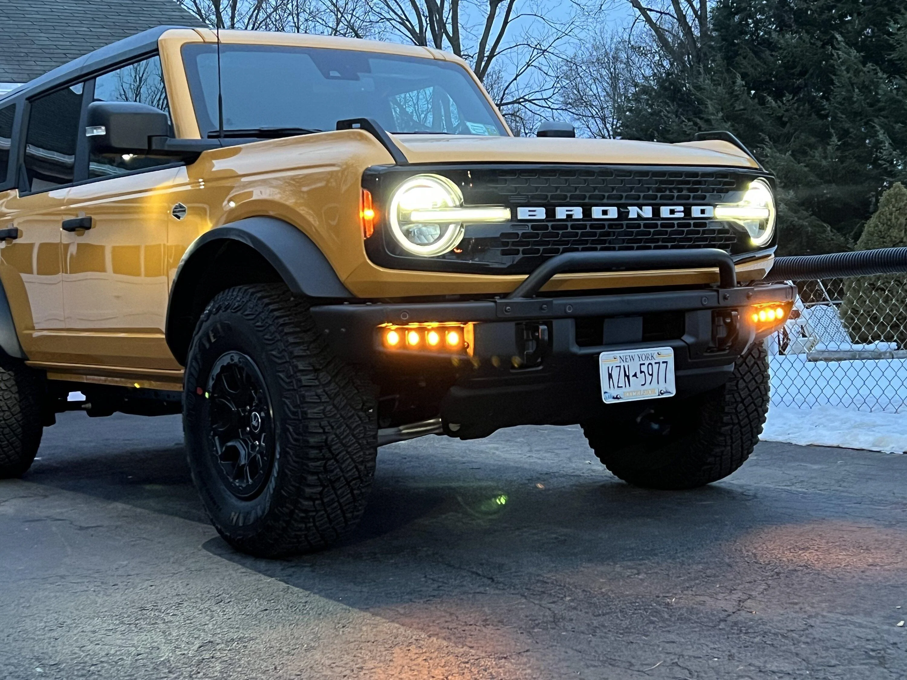 Ford Bronco 10/31/2022 build week group 497B3998-3618-4CF3-AE71-861638340F92