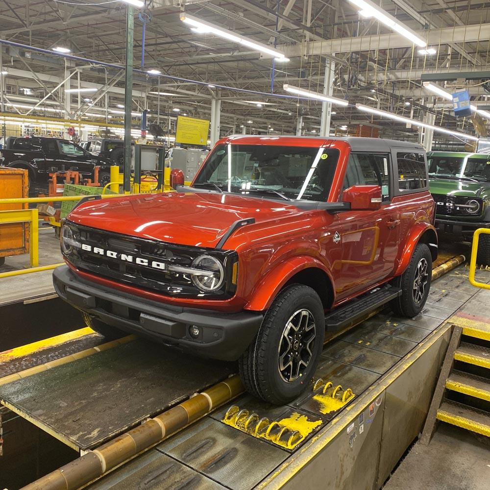 Ford Bronco 12/5/2022 Build week with spreadsheet 1671847618602