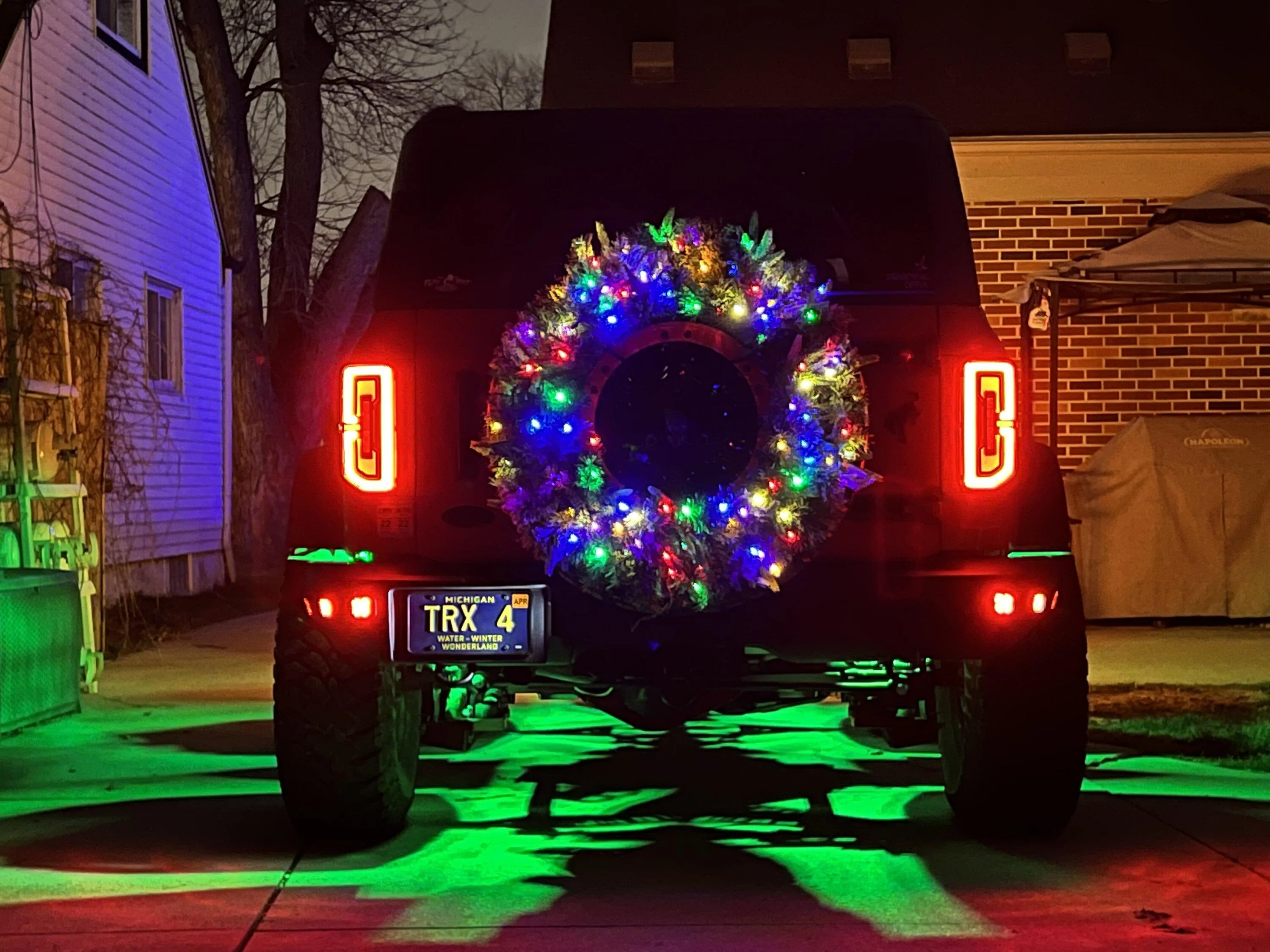 Ford Bronco Merry Xmas Bronco6G! Stay Warm! 🎄🎅☕️ 5B4410A6-31C4-4179-8EEC-6F8DFB4ABA04