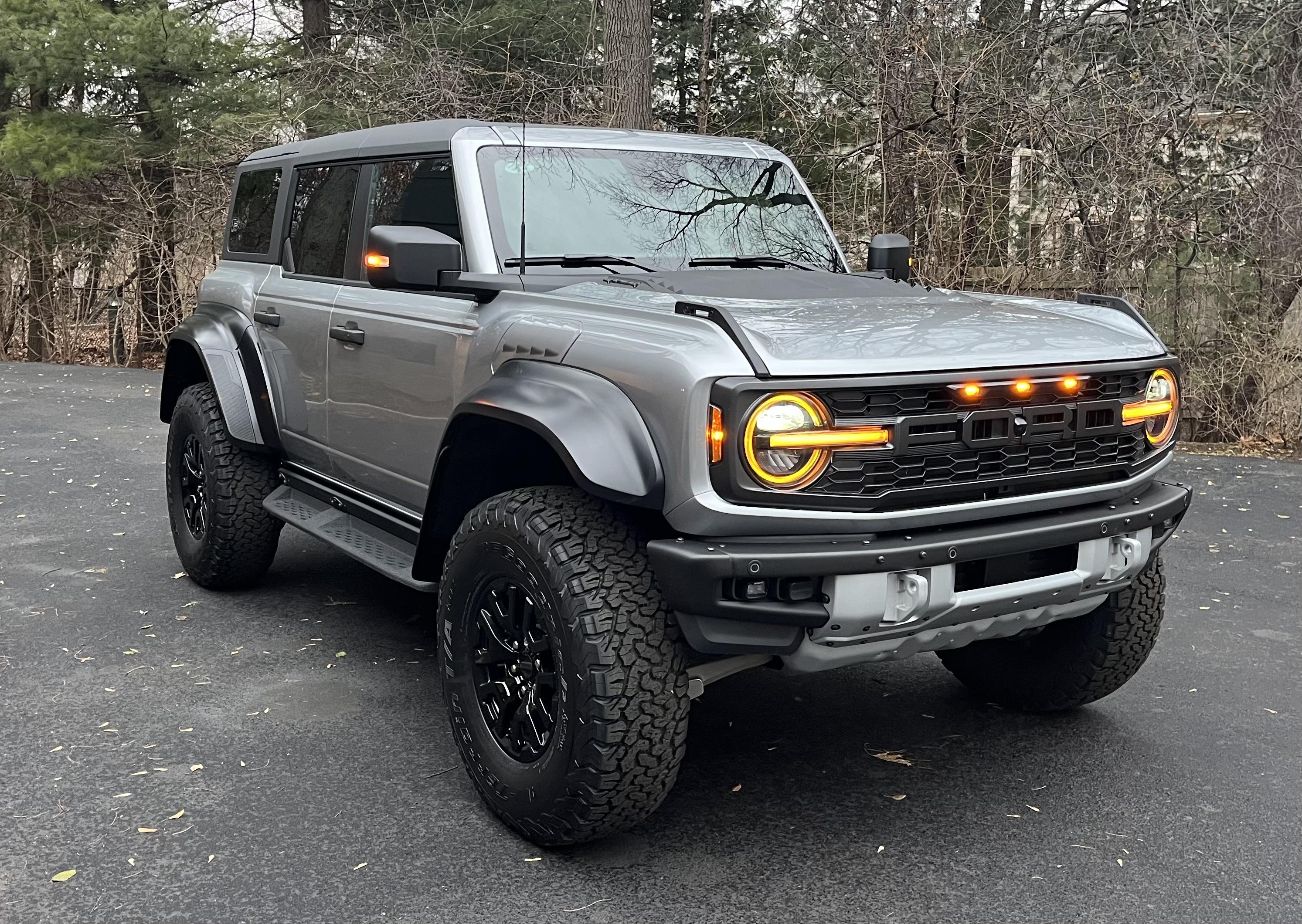 Ford Bronco ICONIC SILVER Bronco RAPTOR Photos Thread 25FE58DB-3B94-4E1D-A1EC-DE7762144081