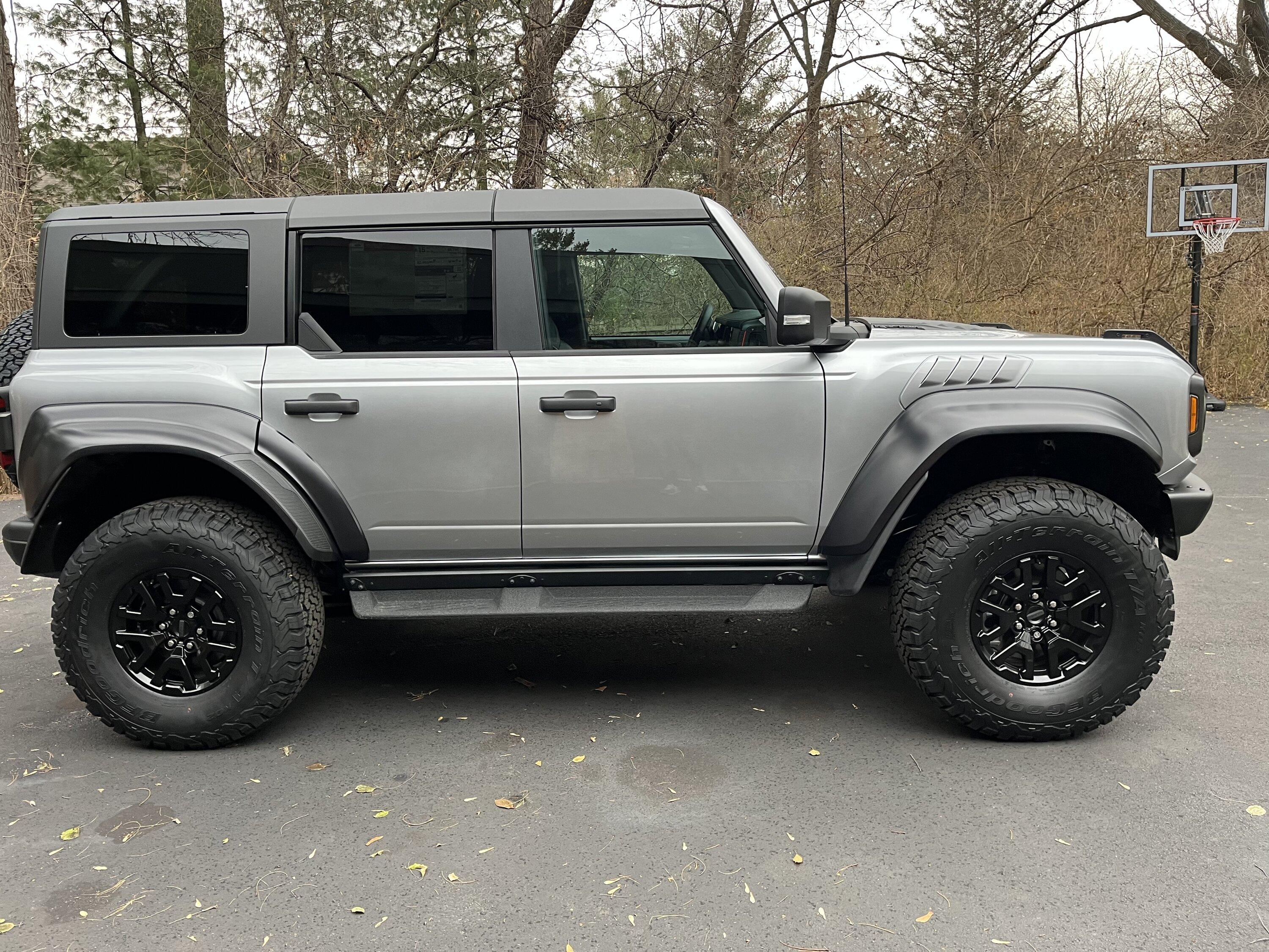 Ford Bronco ICONIC SILVER Bronco RAPTOR Photos Thread EB4FA5AC-3C9C-4A33-A488-FD8BAF5327A8