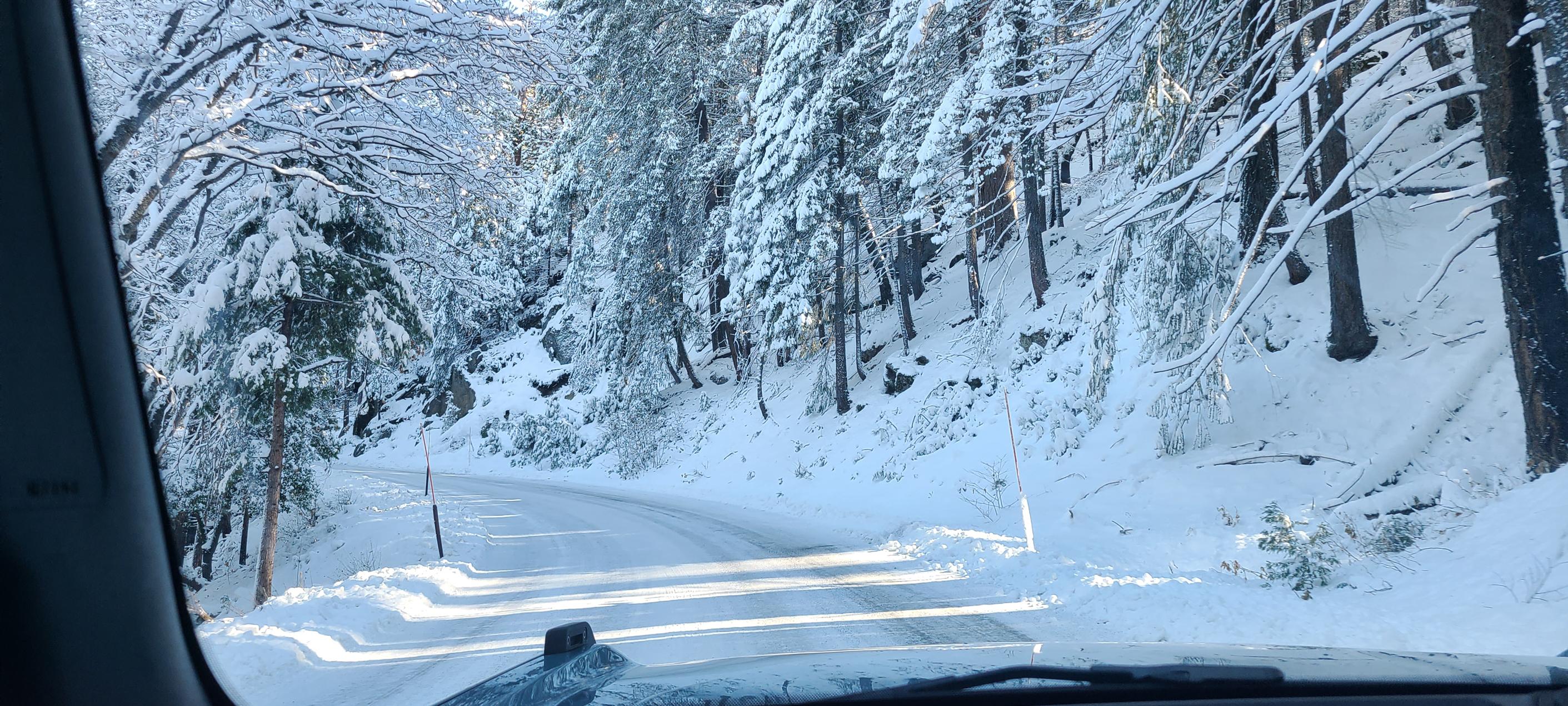 Ford Bronco Took my Bronco to Yosemite a day after it snowed. Incredible! 2022-12-13 12.14.11