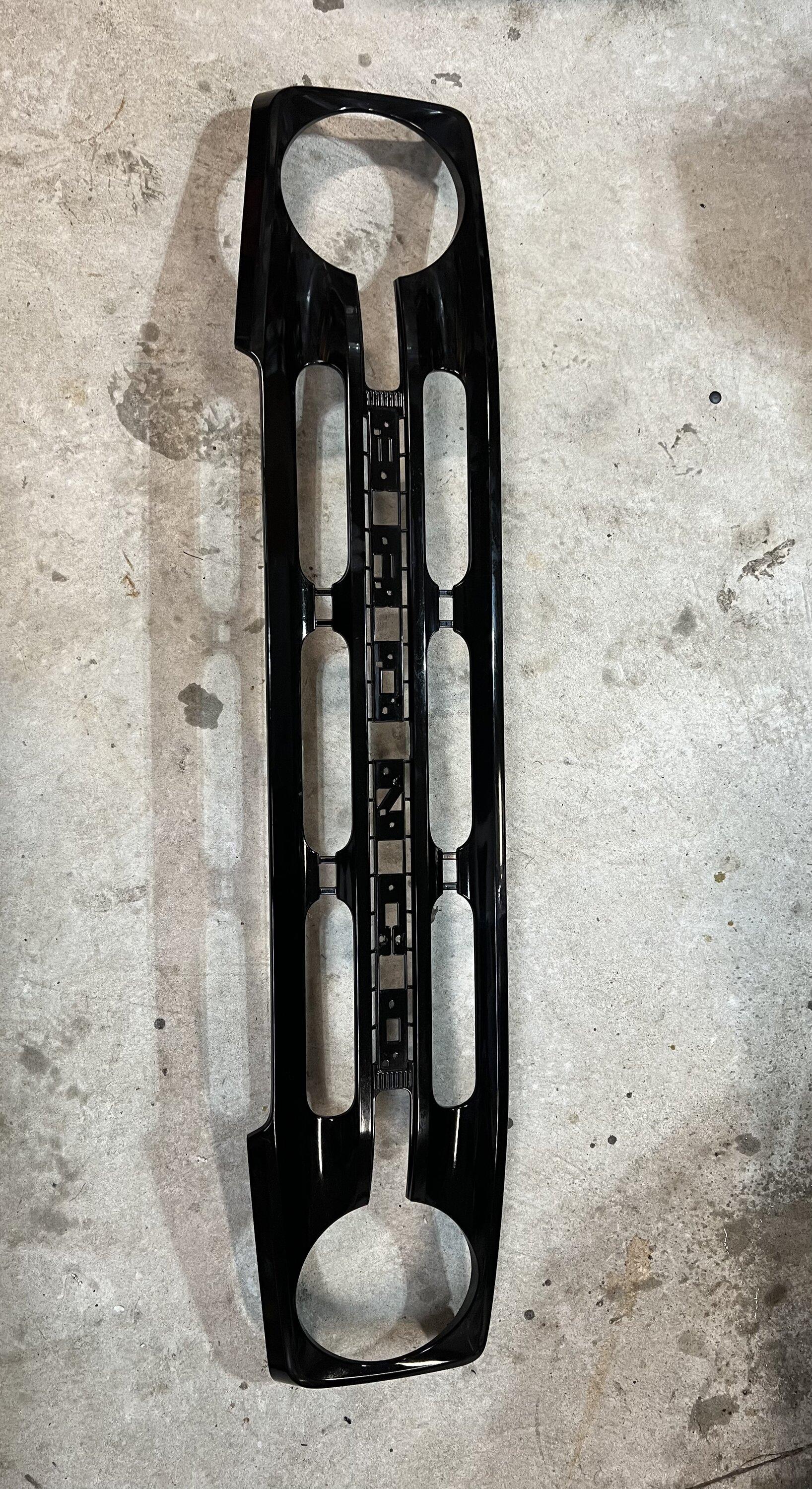 Ford Bronco Wts outer banks OBX grille. 56D4D927-8C2E-400D-82B8-782795F0484C