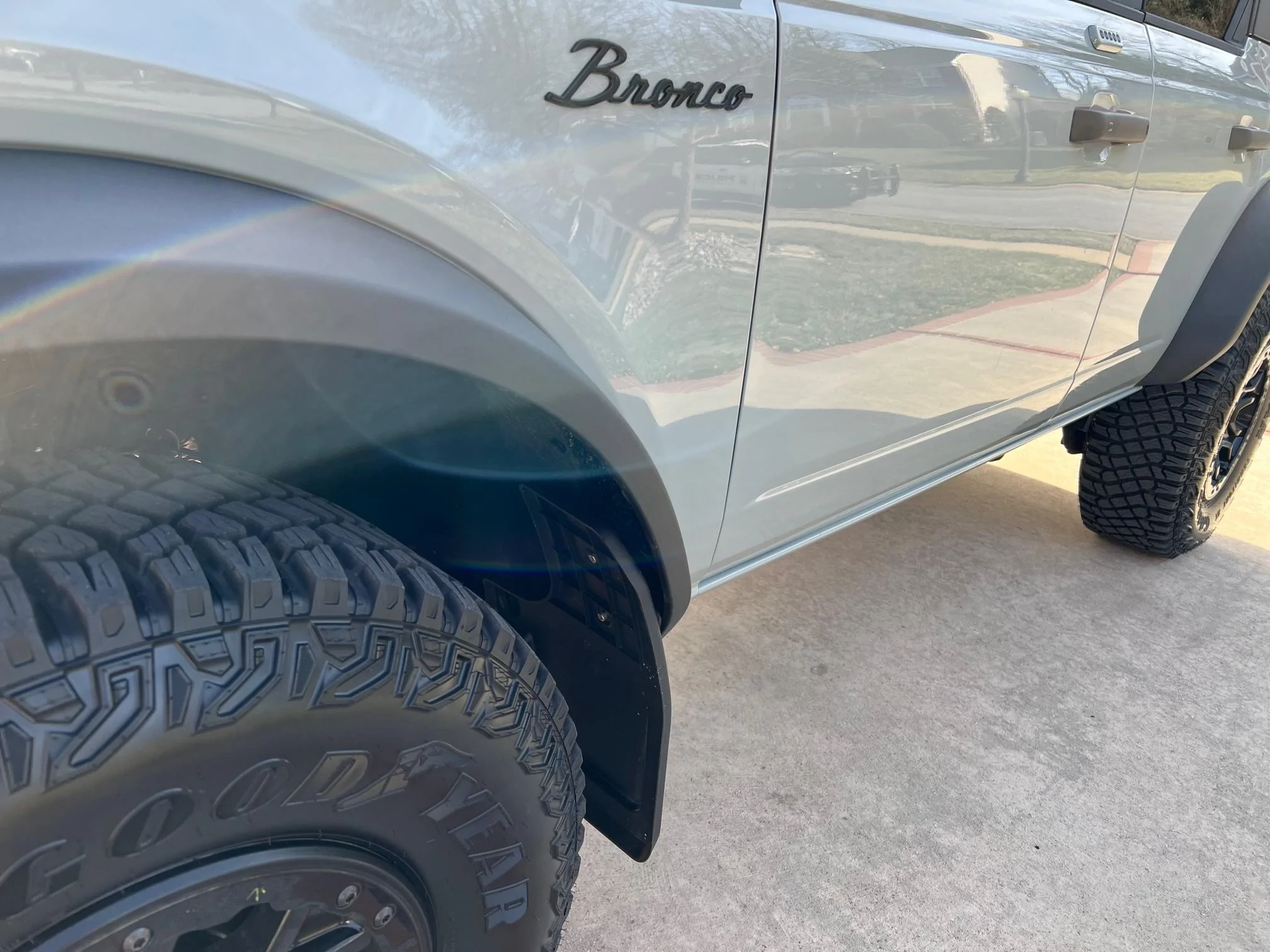 Ford Bronco Mud Flaps that look good -- recommendations? IMG_3995