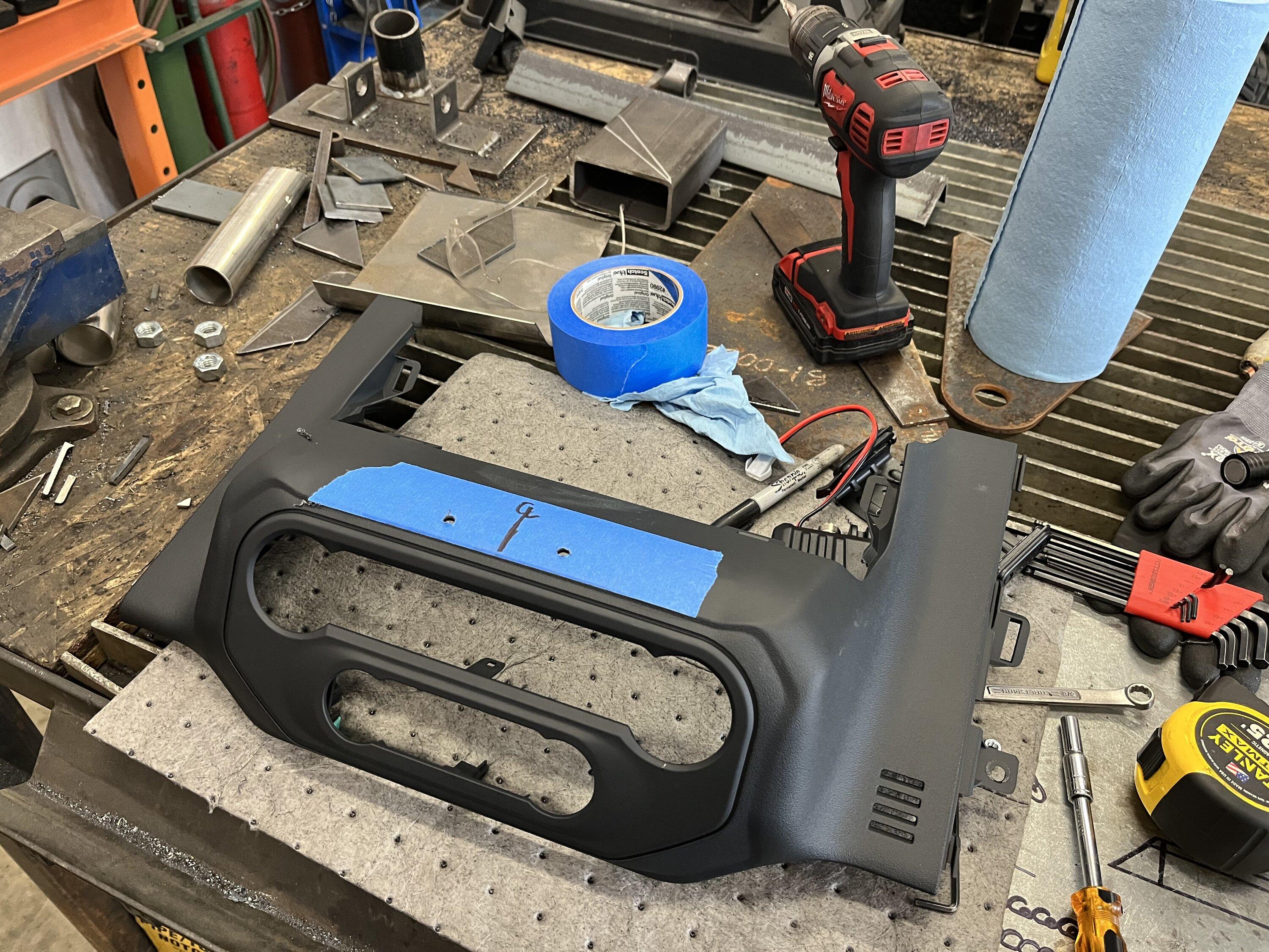 Ford Bronco Midland MXT115 Install IMG_1222.JPG