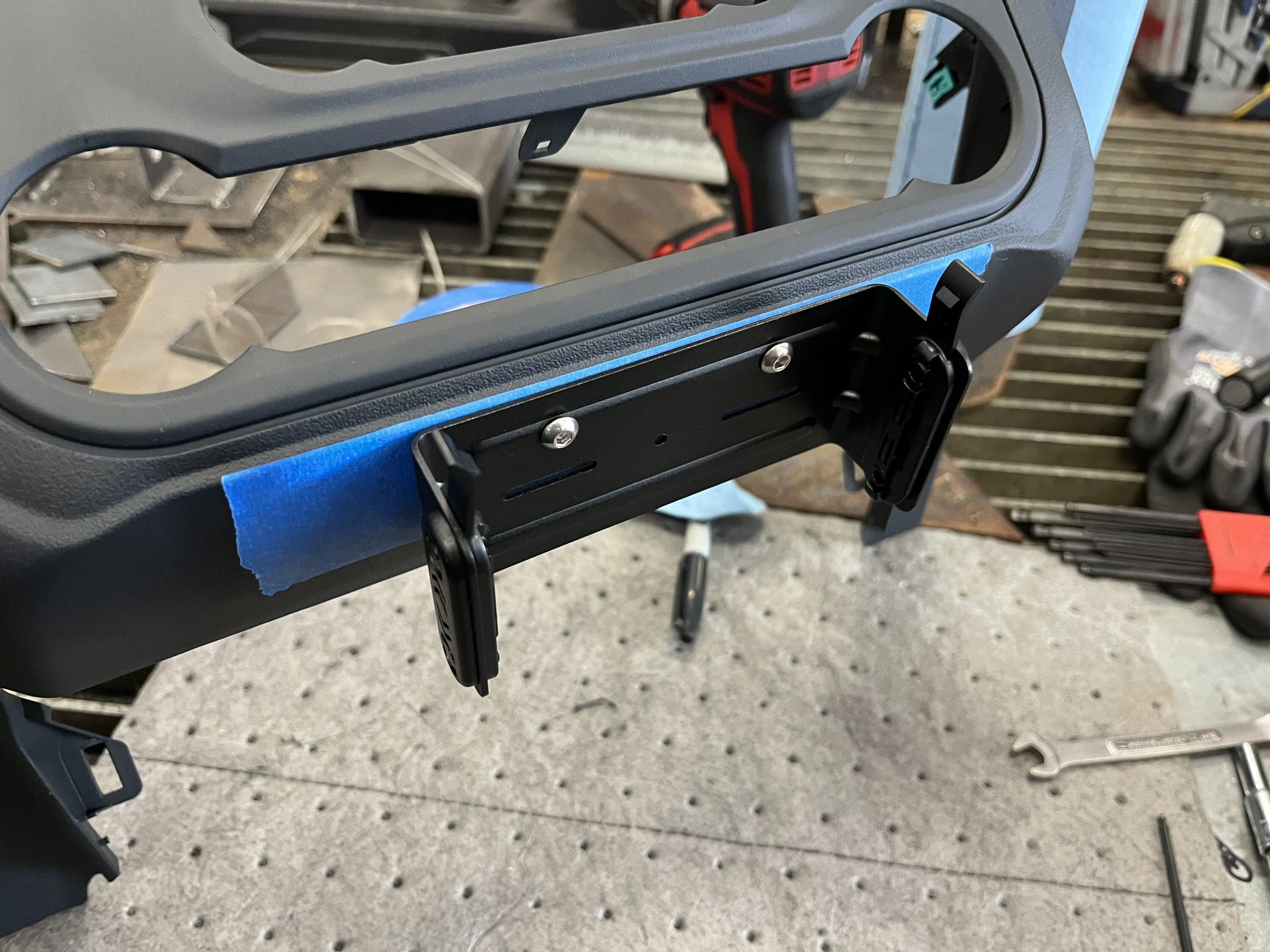 Ford Bronco Midland MXT115 Install IMG_1224