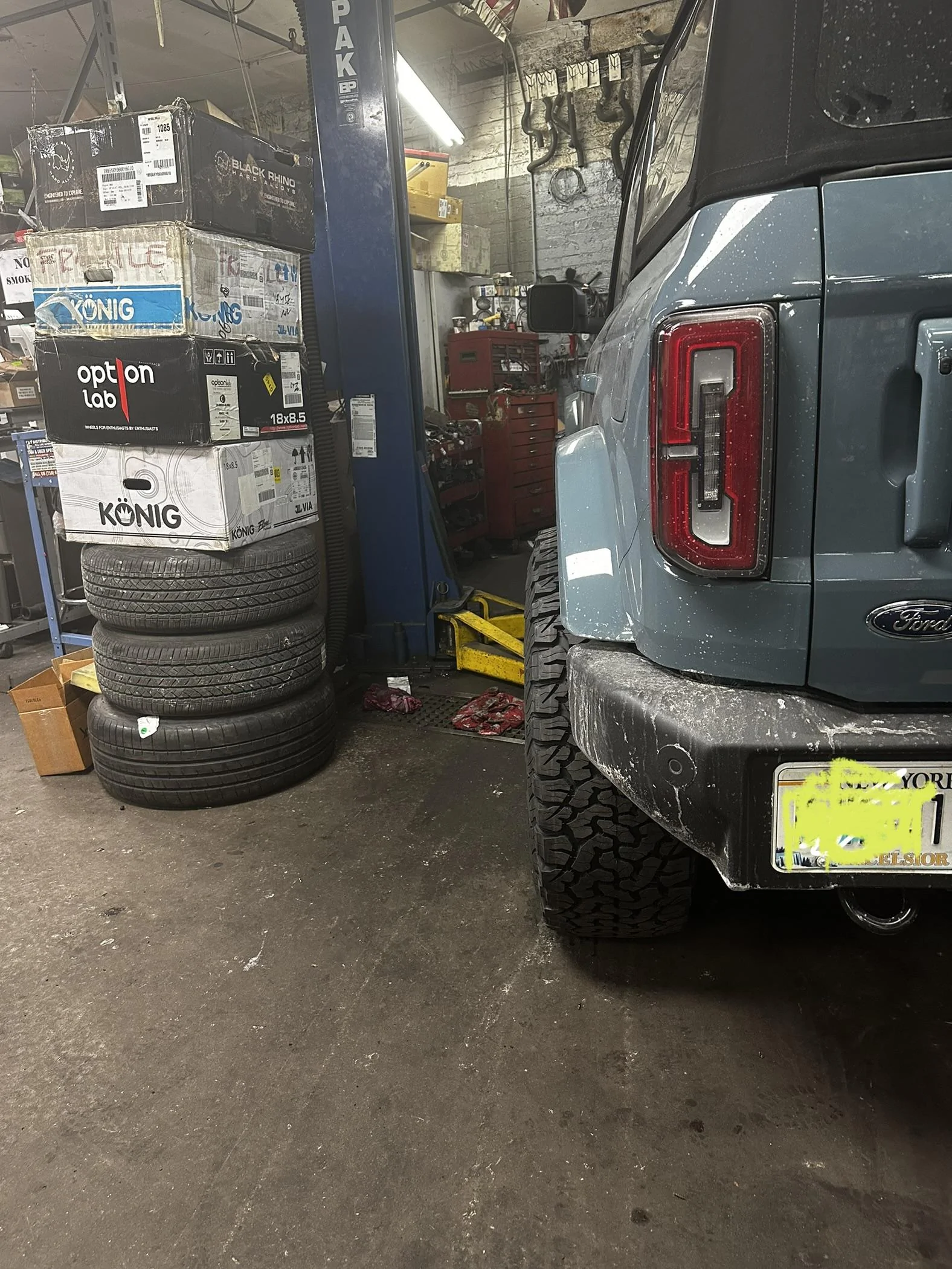 Ford Bronco Show us your installed wheel / tire upgrades here! (Pics) CC81B0EE-E989-4060-8873-82BE82B938ED