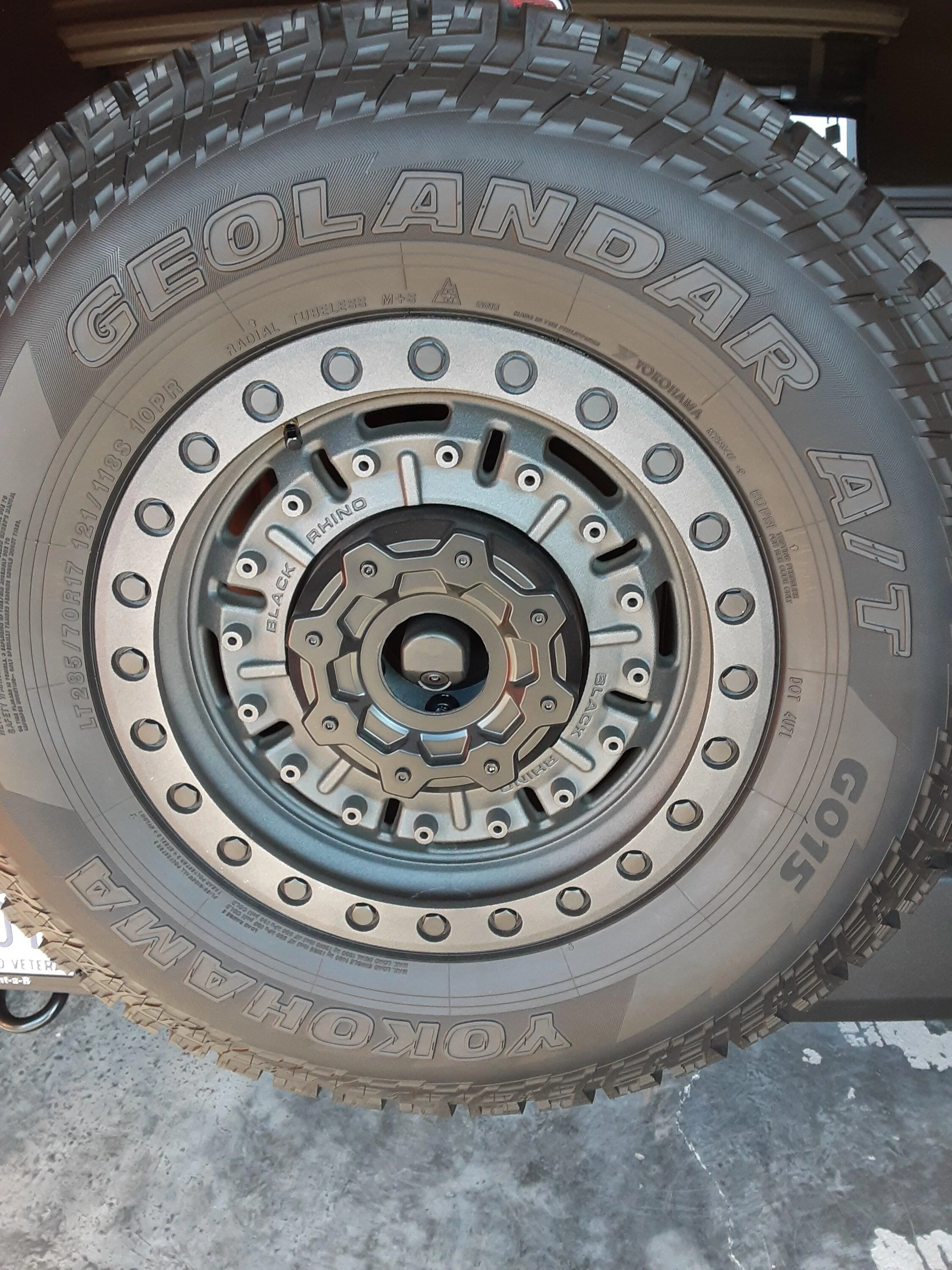 Ford Bronco Show us your installed wheel / tire upgrades here! (Pics) Spar