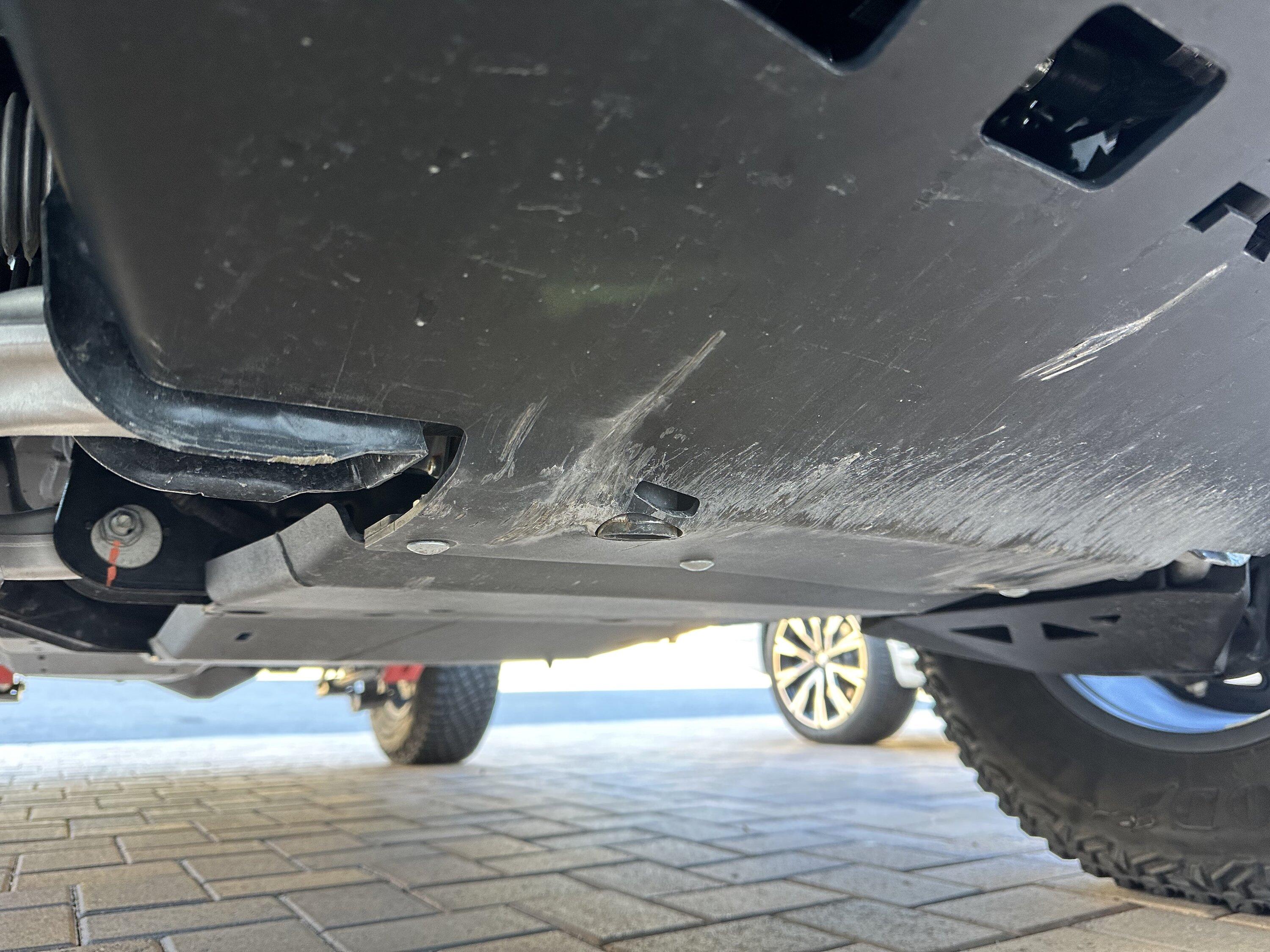 Ford Bronco FOR RCI SKID PLATE OWNERS..... IMG_4361