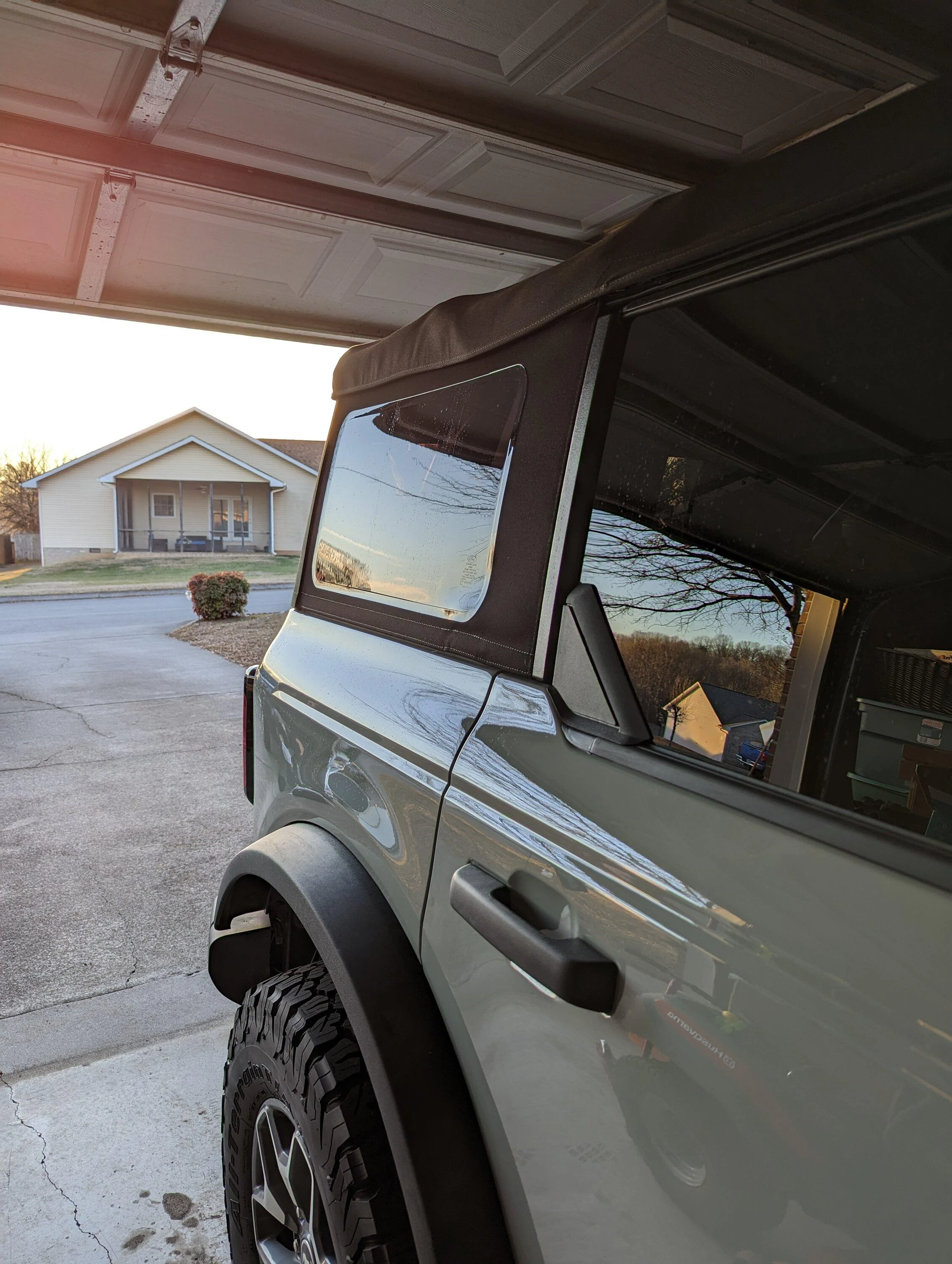 Ford Bronco 2023 Bronco Soft Top Window Seems Less Wavy PXL_20221229_220101809