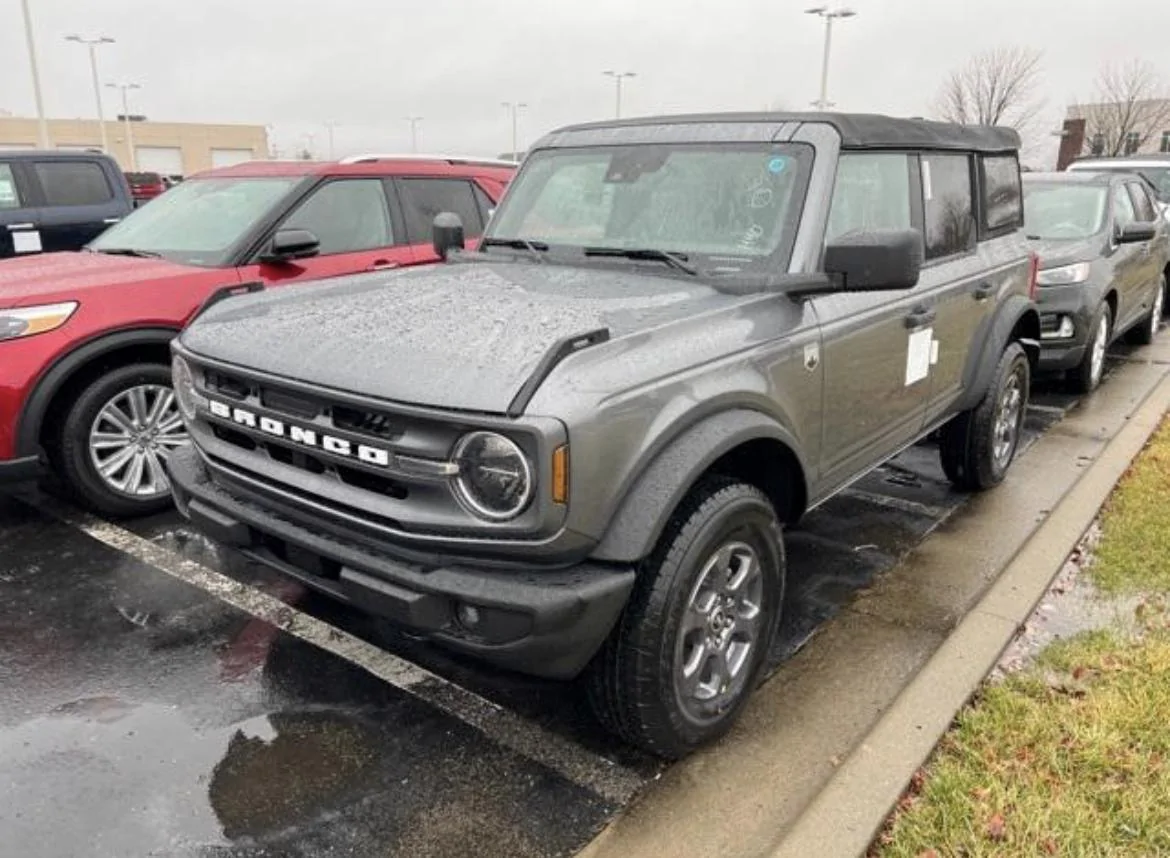 Ford Bronco 2023 Bronco Soft Top Window Seems Less Wavy 4715F0F2-E8FF-415C-BFA7-3A0F261A049C