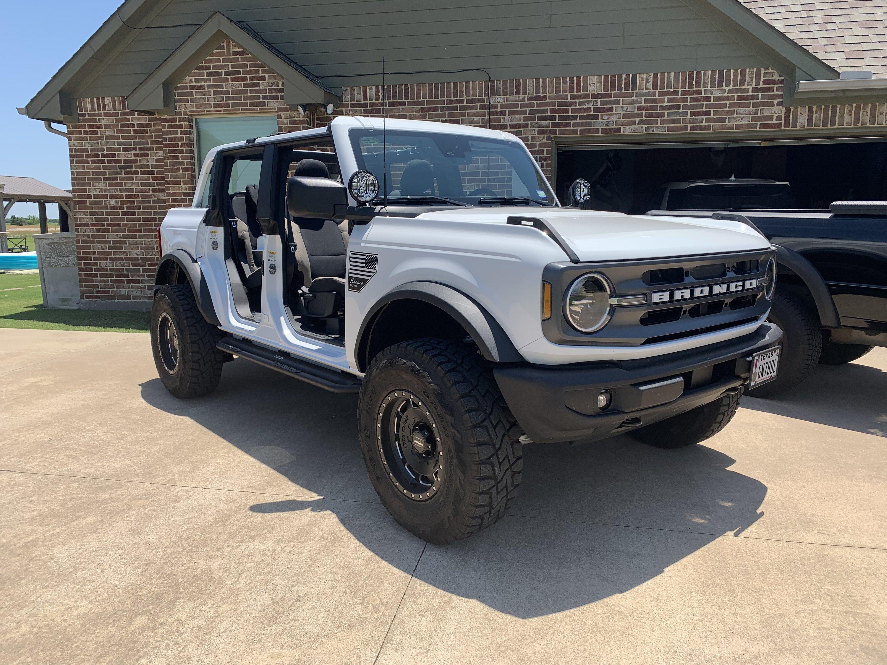 Ford Bronco Show me your light bar/KC light pics! 3EF3301C-DDAC-406C-9DFF-C63AA8DC9638
