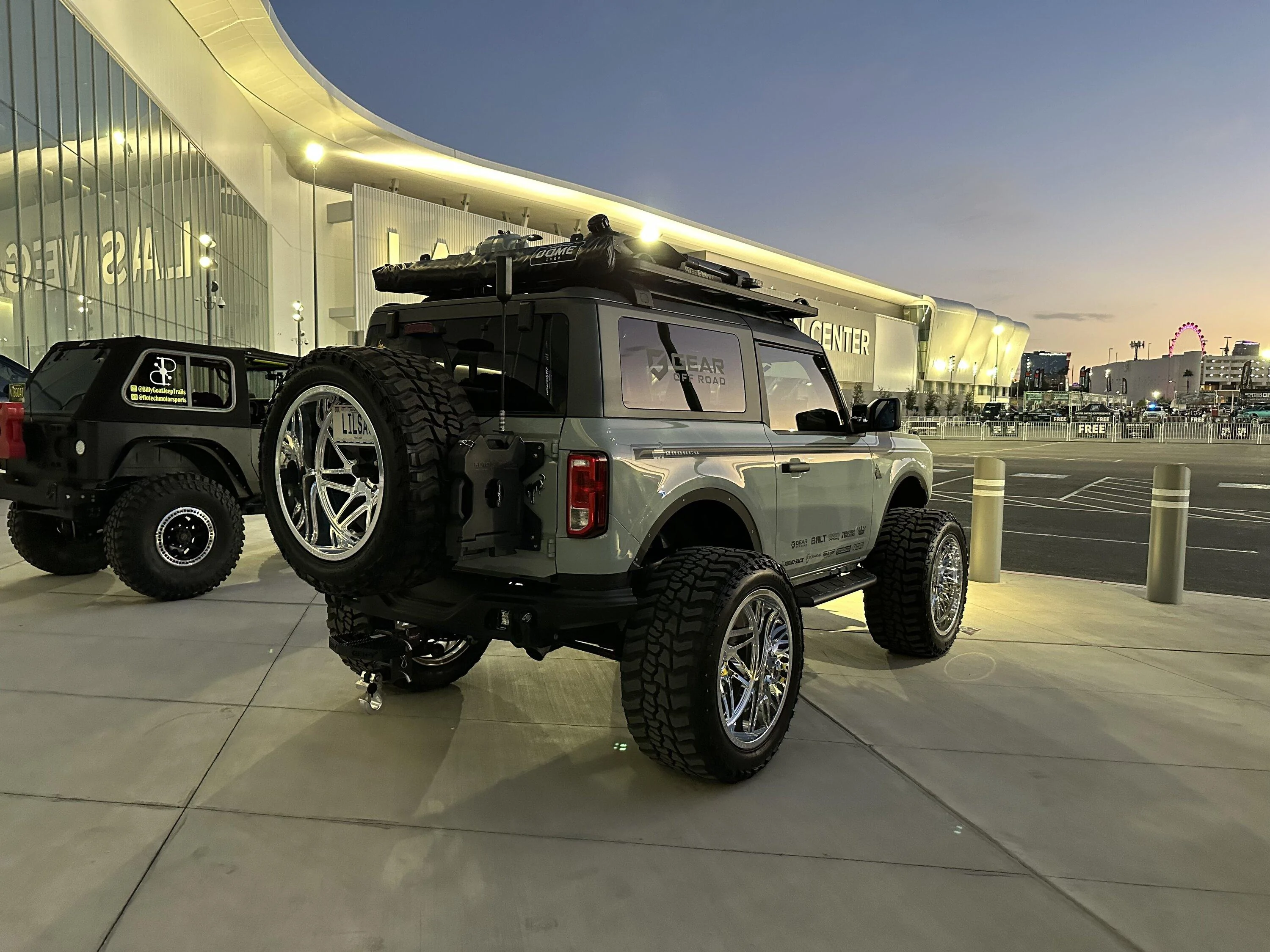 Ford Bronco Let's See Those Sunset Bronco Photos!! 111490BB-101B-4518-AC5C-EC7EC1ECBF07