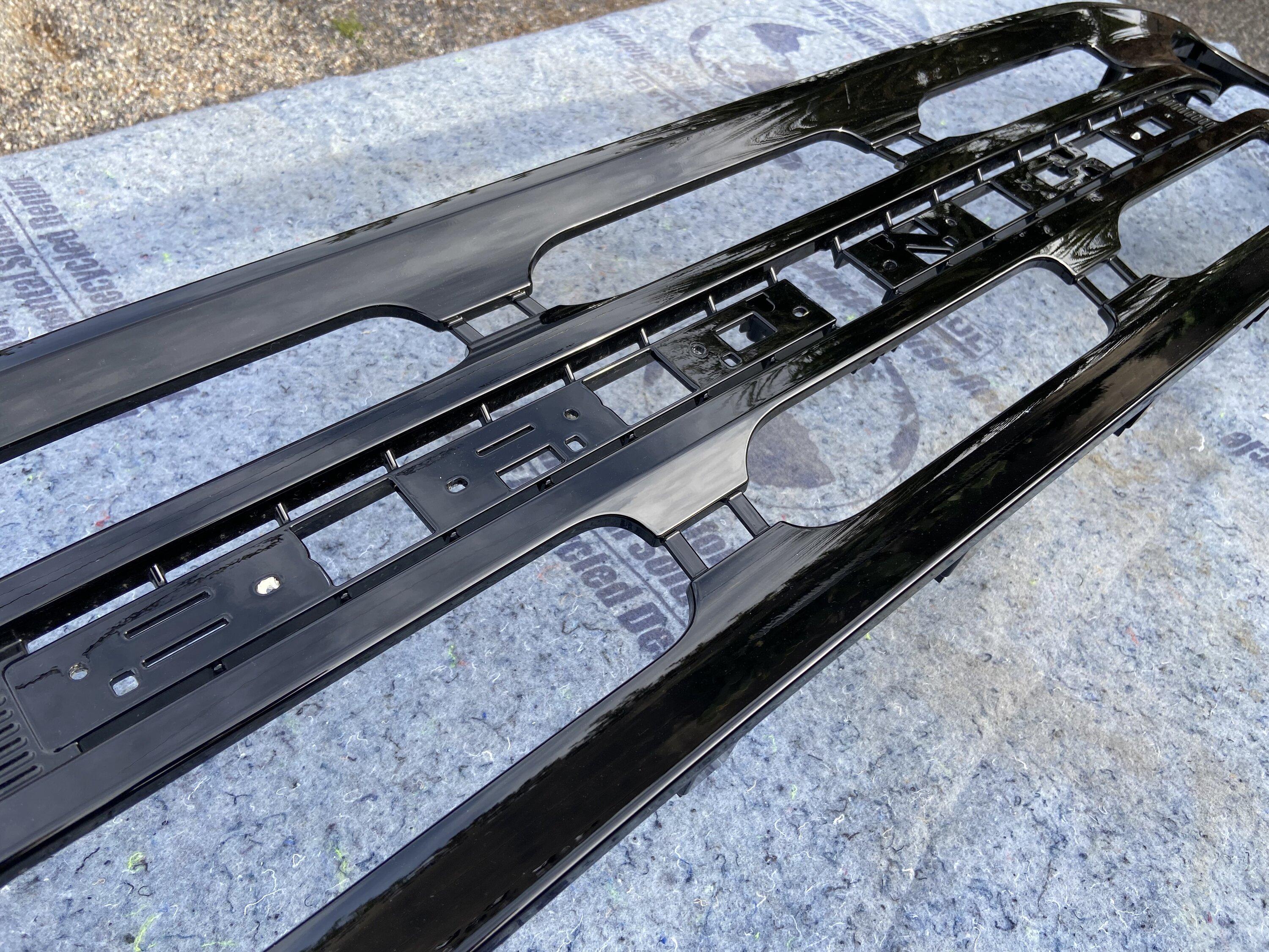 Ford Bronco Customized OBX Grill On Badlands AD91F56B-43FC-4123-BAE3-608409D82ED6