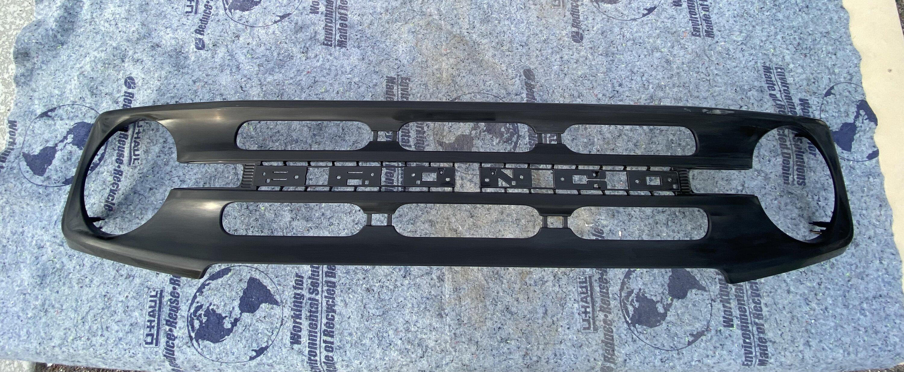 Ford Bronco Customized OBX Grill On Badlands CDA787F4-5071-446B-B6FF-A4F669FB3380