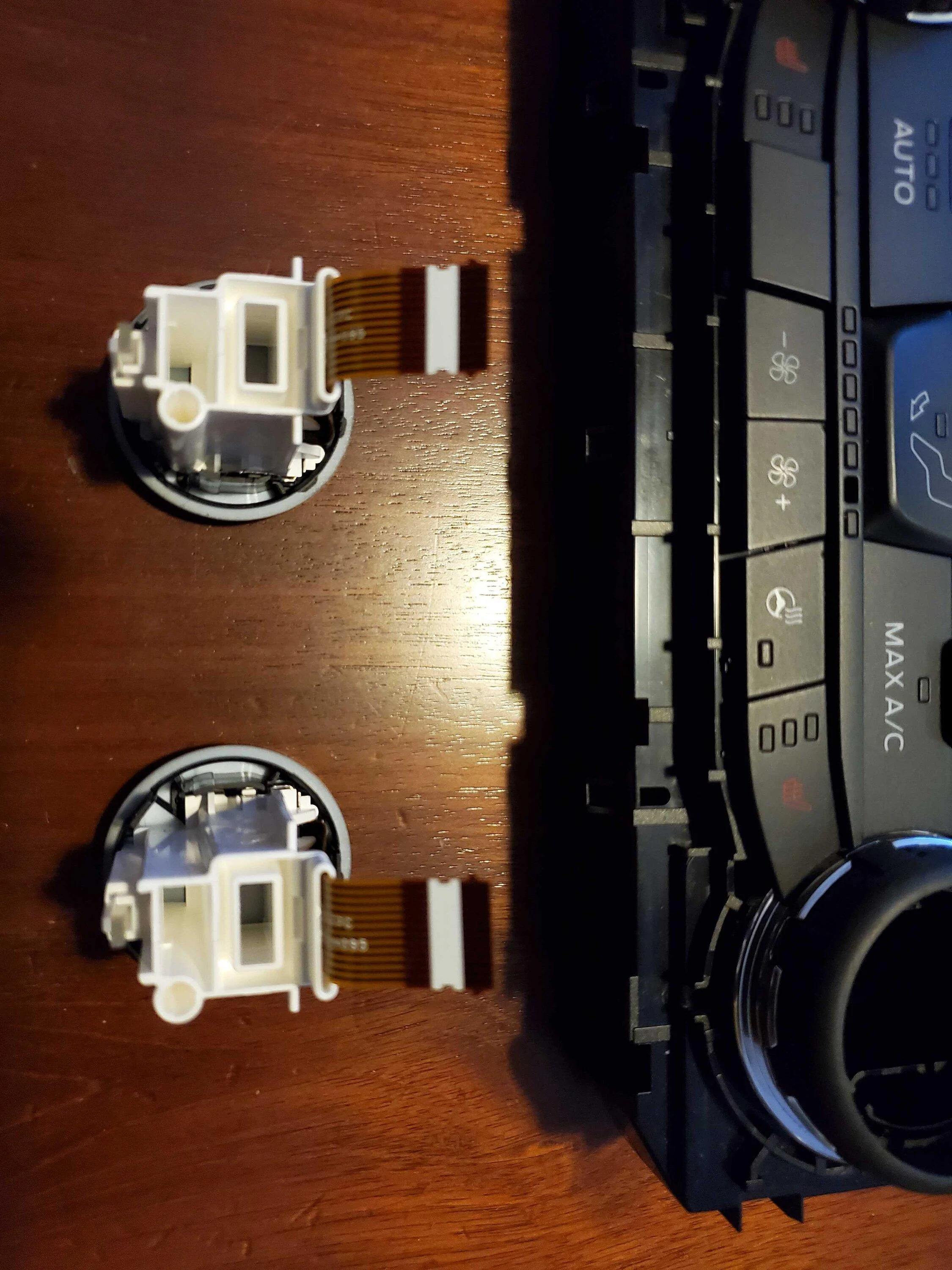 Ford Bronco The Elusive Electronic Dual Zone Knob Been Found? 20221231_180816