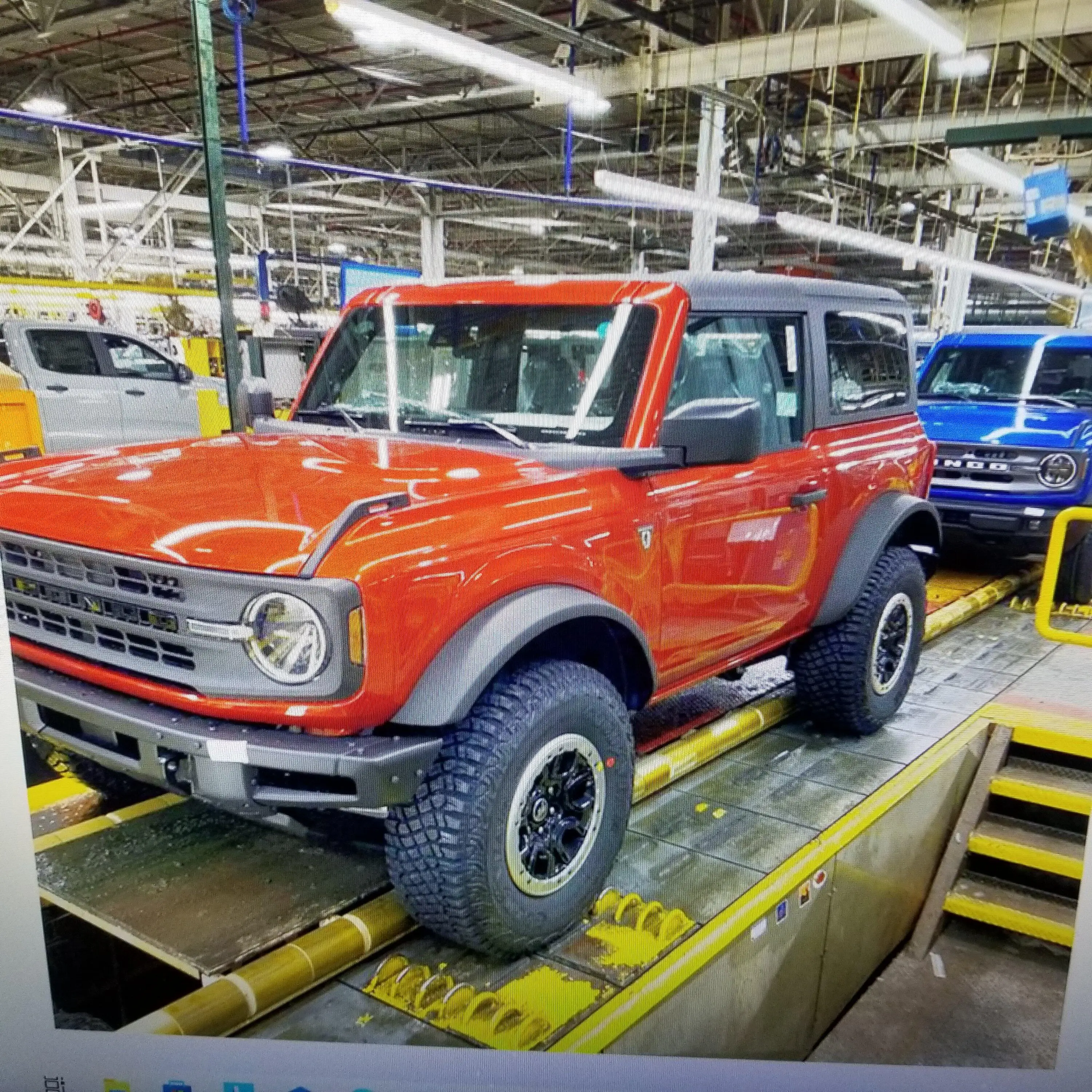 Ford Bronco Base Bronco Sasquatch 20220414_113933