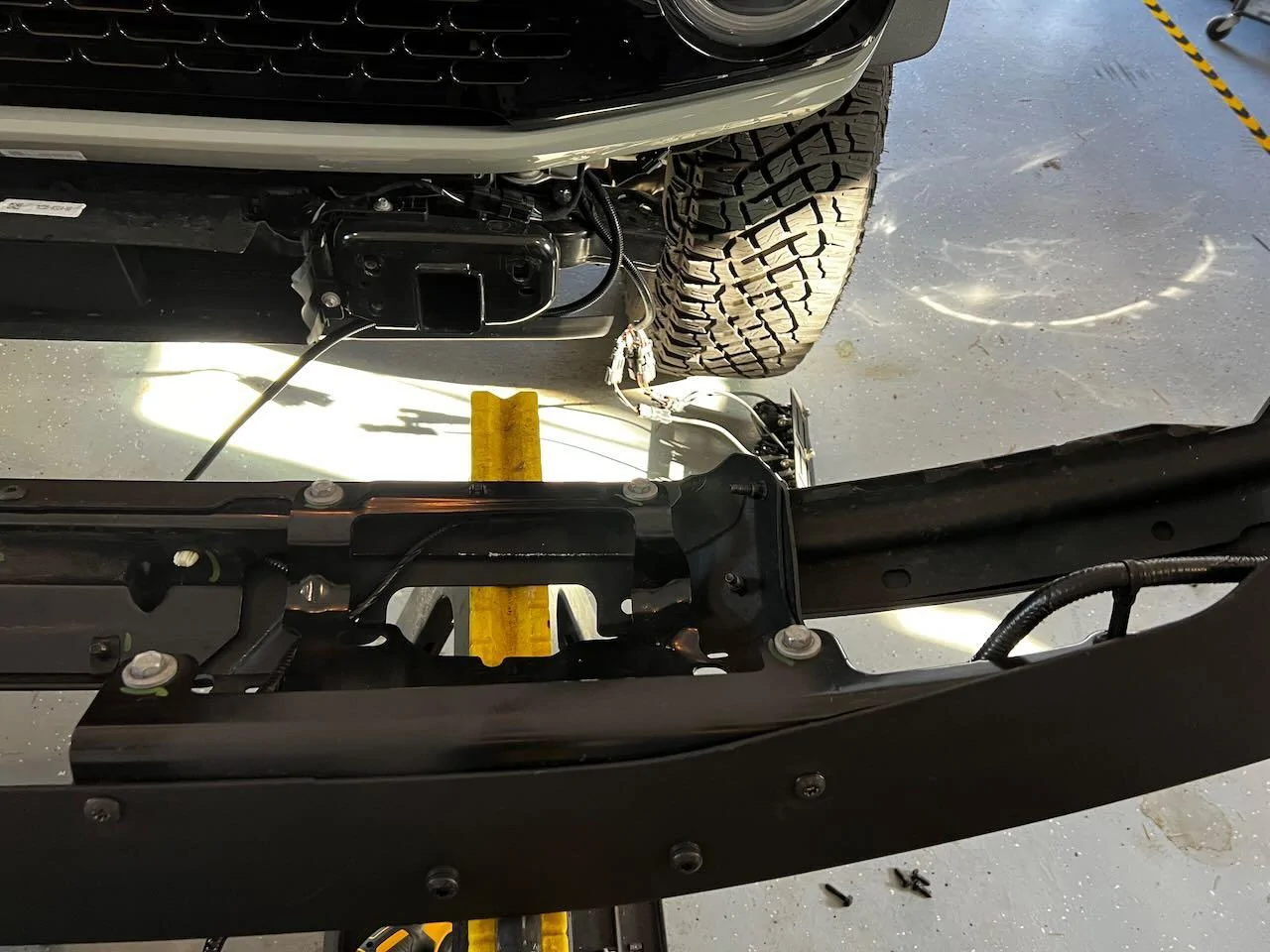 Ford Bronco JCR Offroad Winch Plate/License Plate Bracket/Camera Relo/Zeon 10S Install & Photos IMG_3523