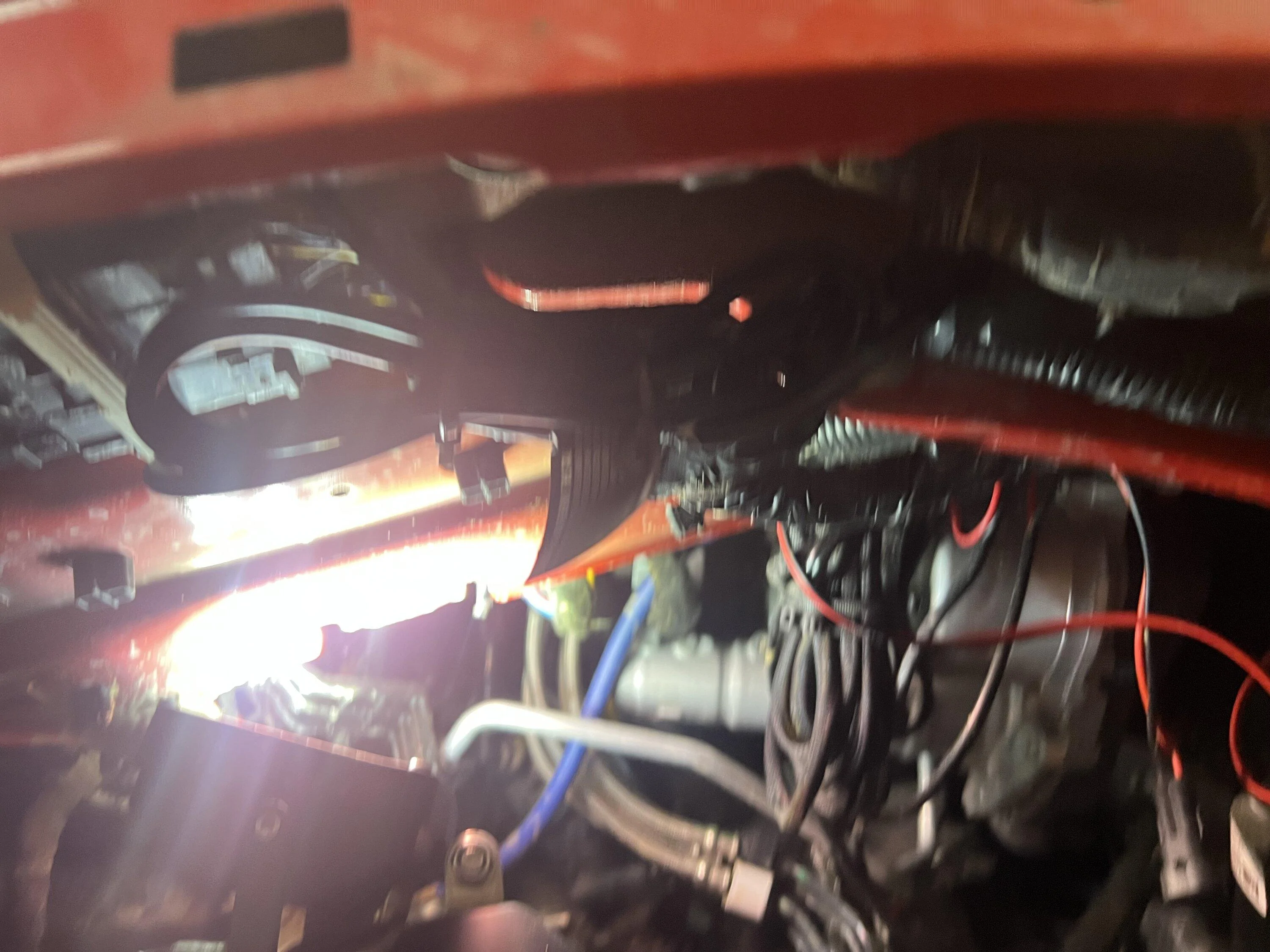 Ford Bronco On board battery maintainer IMG_6082