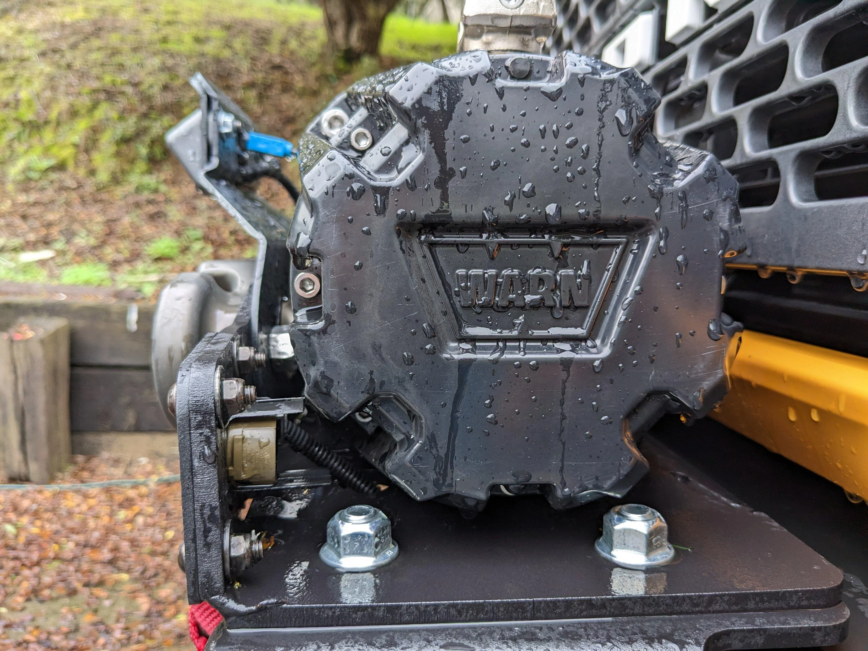 Ford Bronco High Mount Rough Country Winch PXL_20230102_233316881