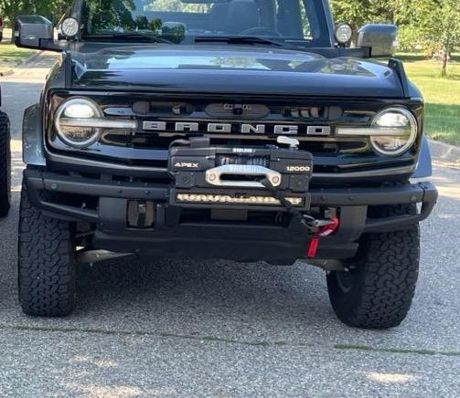 Ford Bronco High Mount Rough Country Winch D7589138-B360-4498-8B96-B2E6604B908C