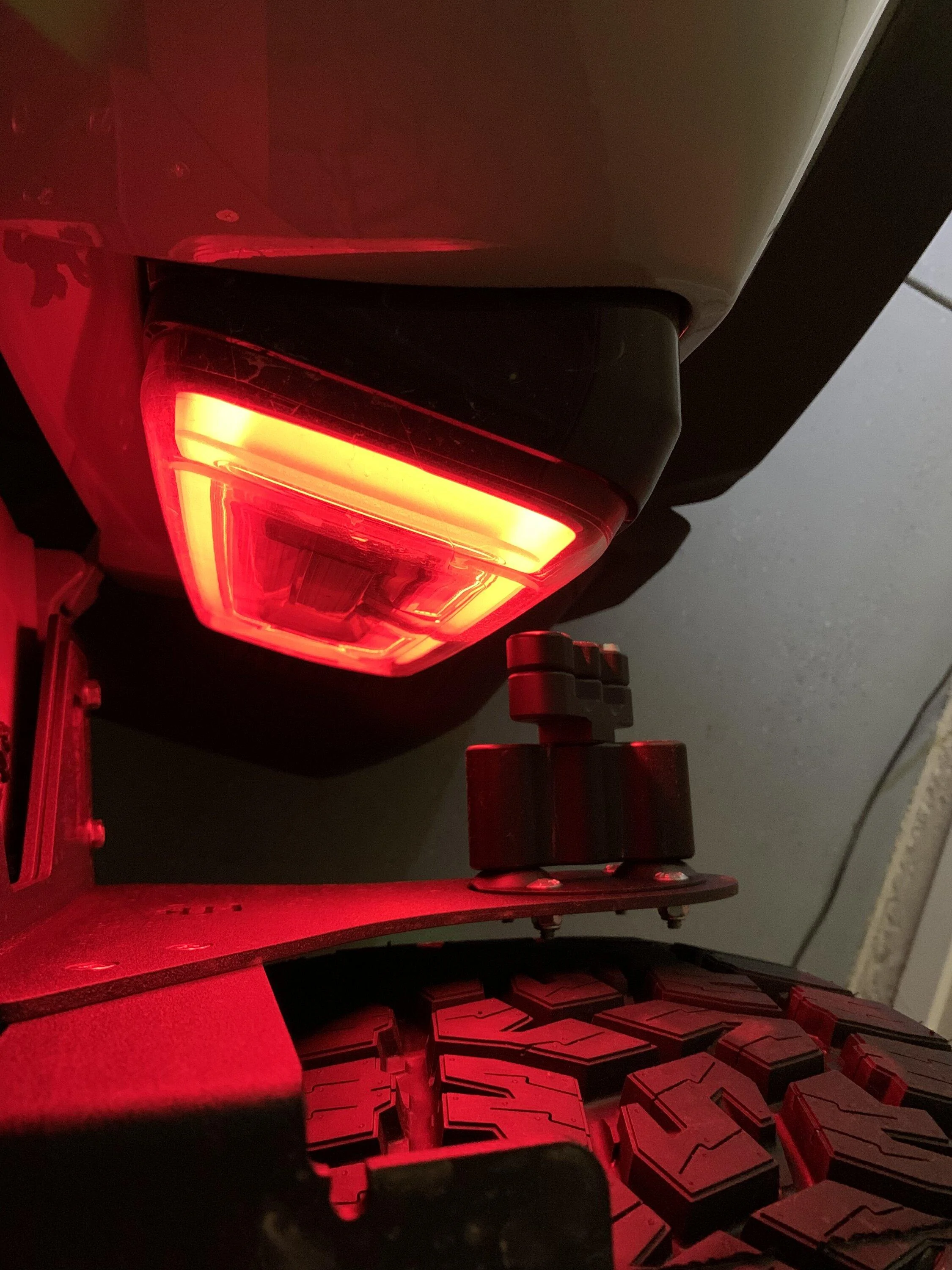 Ford Bronco 🔨HAMMER BUILT BRONCO MODULAR TAILGATE SUPPORT SYSTEM🔨 2FC61E3C-0F96-426C-9CFA-39D676B68984