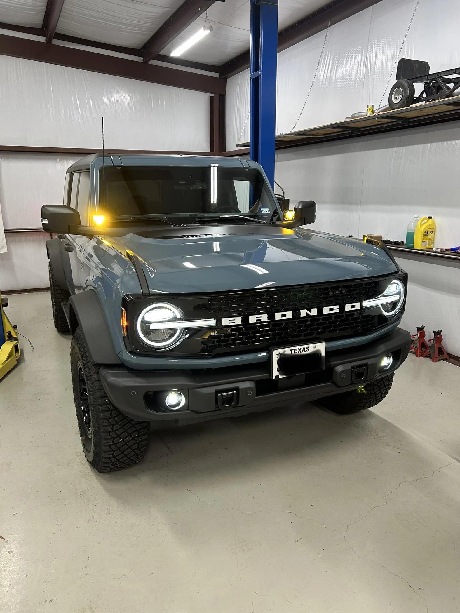 Ford Bronco Installed Morimoto pod lights 6E135BE2-C170-48E0-A821-FDF8C100DEDC