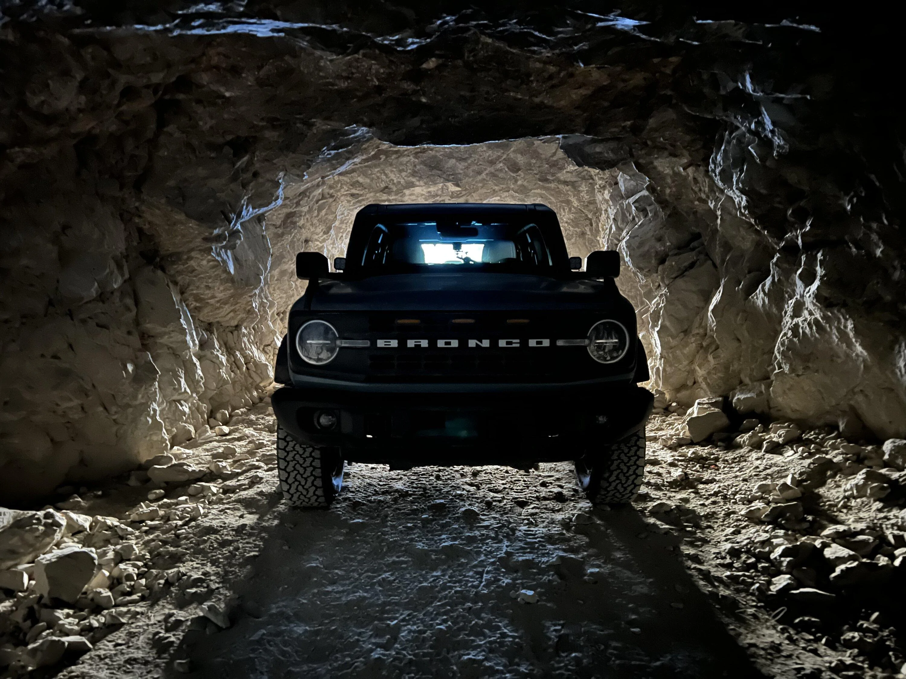 Ford Bronco Adventures in Death Valley 8243F6A0-9C3D-4F23-B3DA-948261A3FAB5